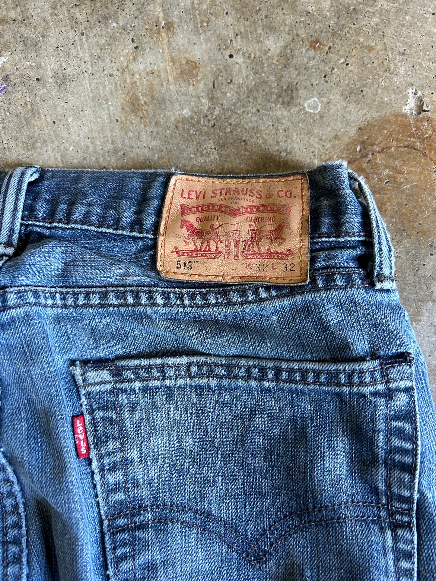 Levi’s 513 Cutoff Jorts (32W)