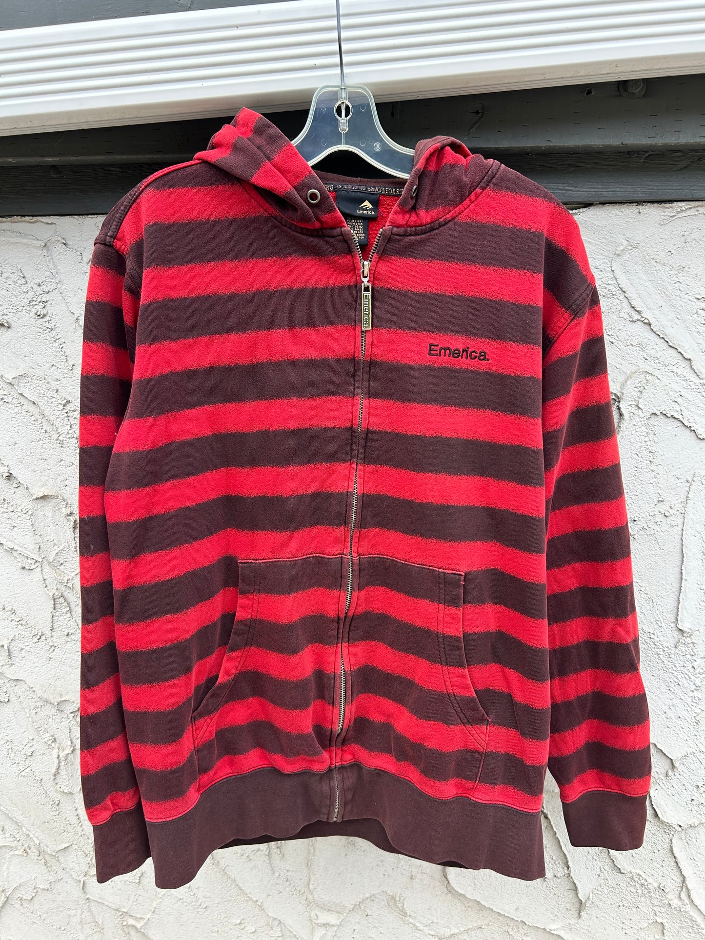 Y2K Emerica Red Striped Skate Zip Hoodie (L)