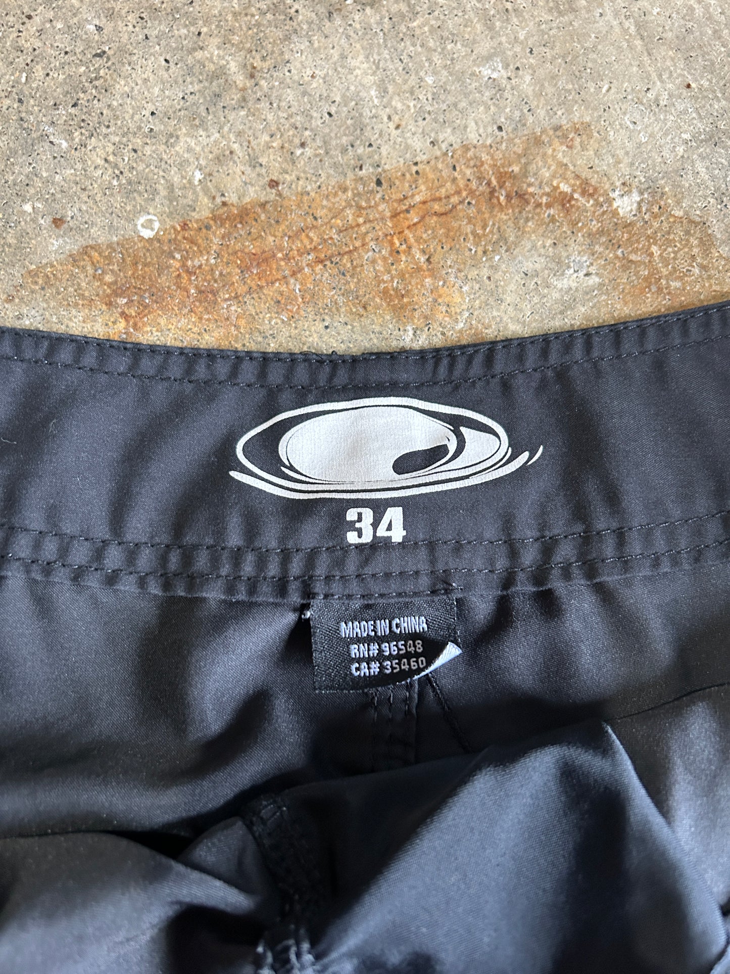 Y2K Black Oakley Board Shorts (34W)