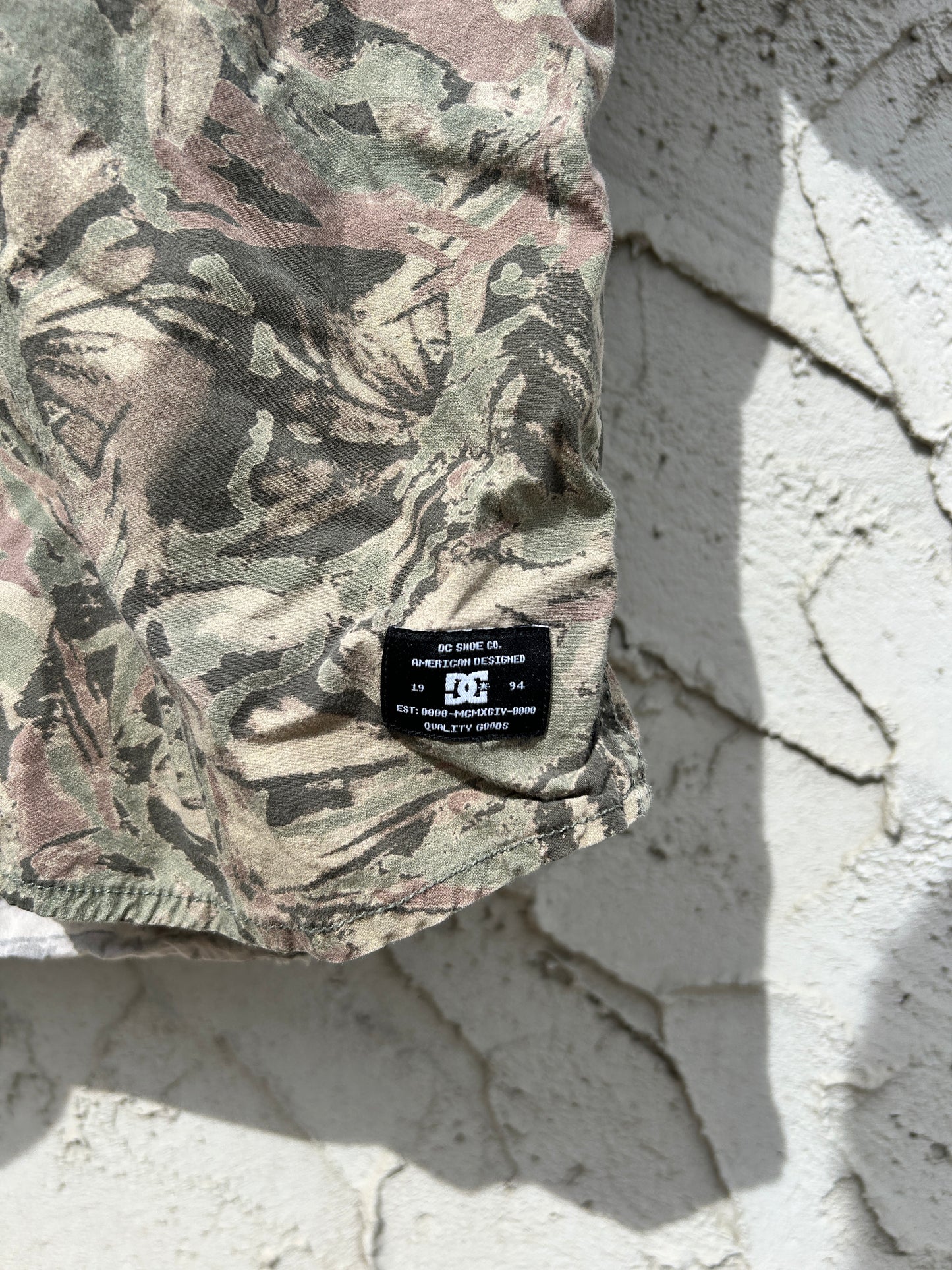 Y2K Camo DC Button Up (M)