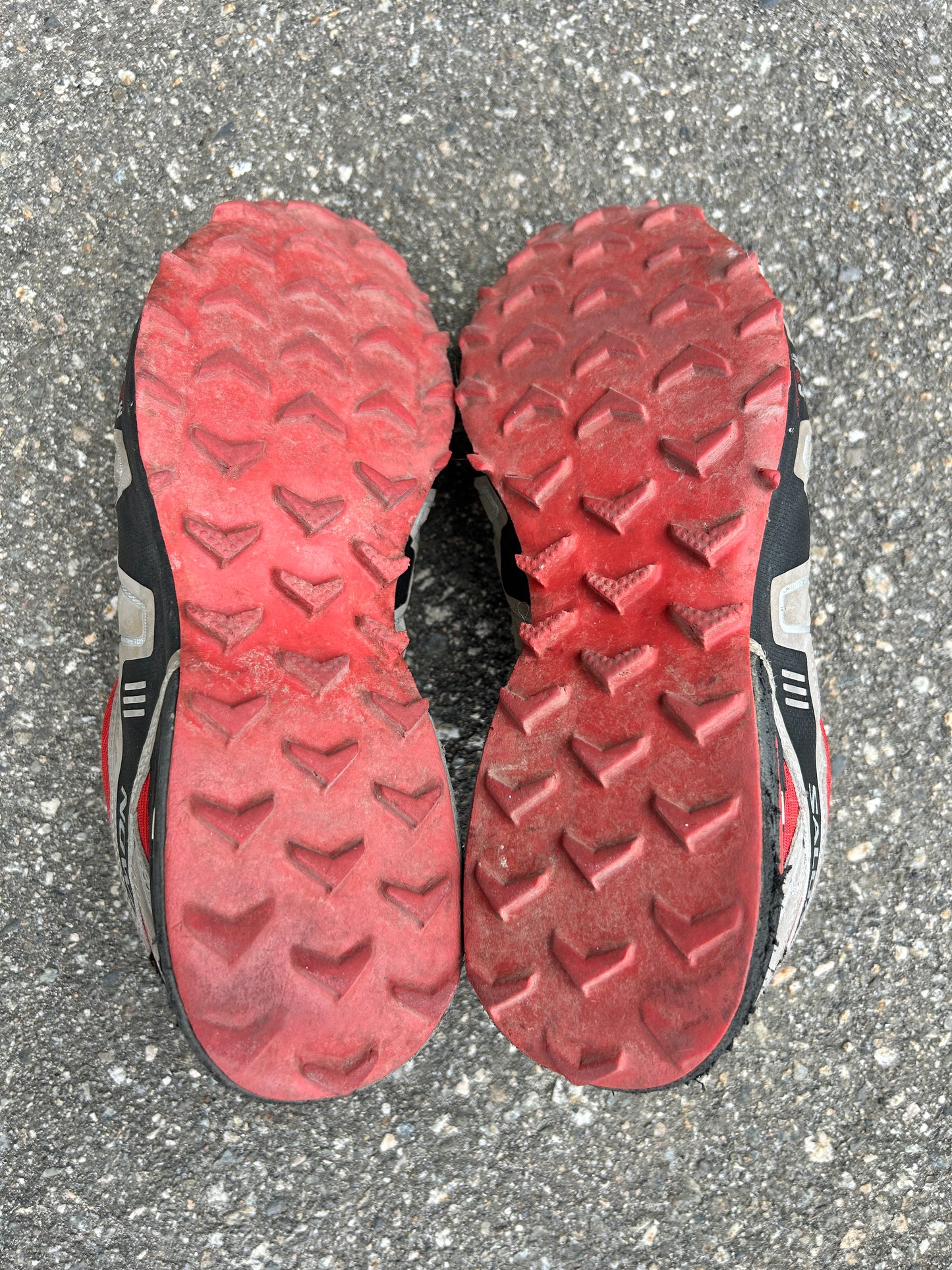 Red Salomon SpeedCross 2’s (10M)