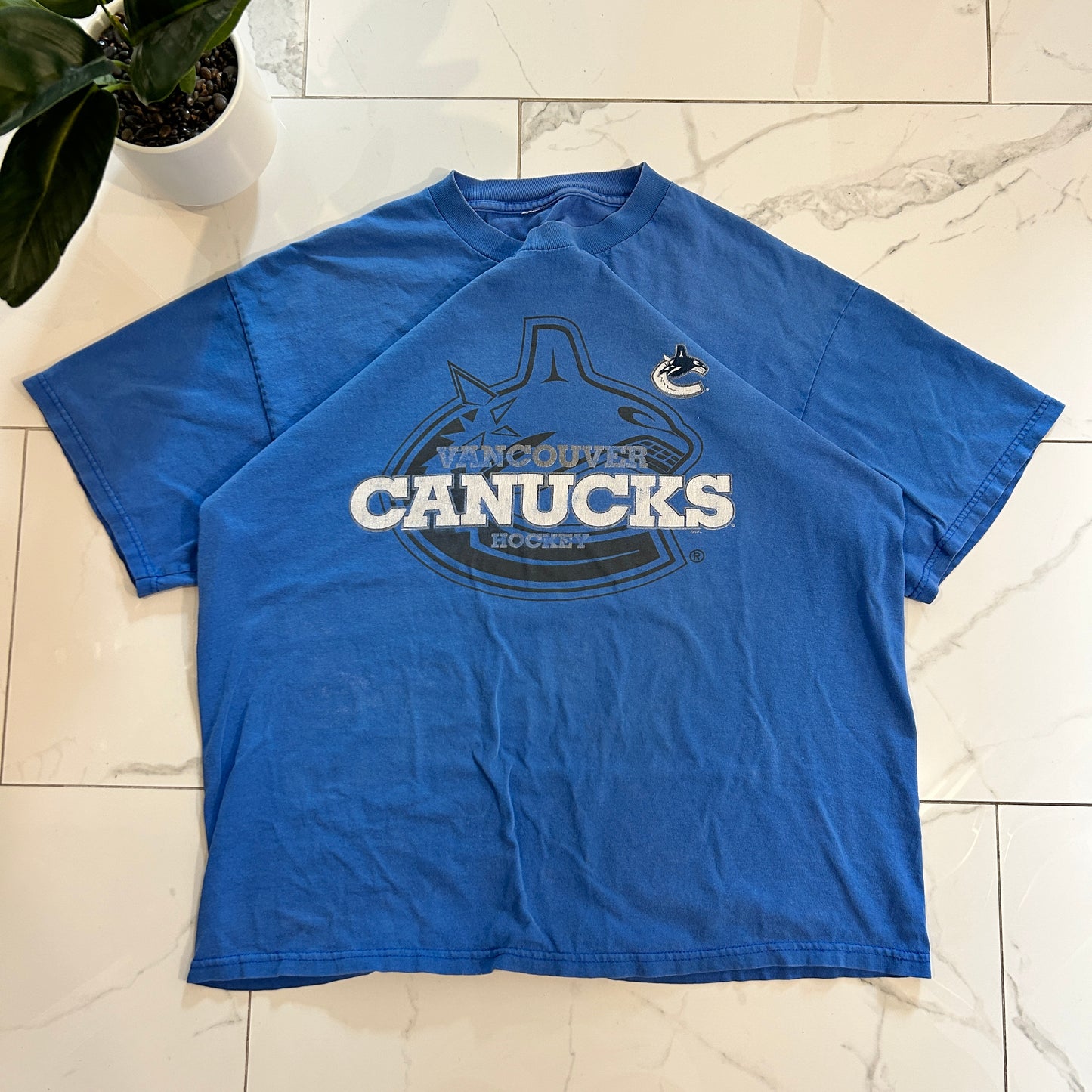 Light Blue Canucks Hockey Tee (XL)