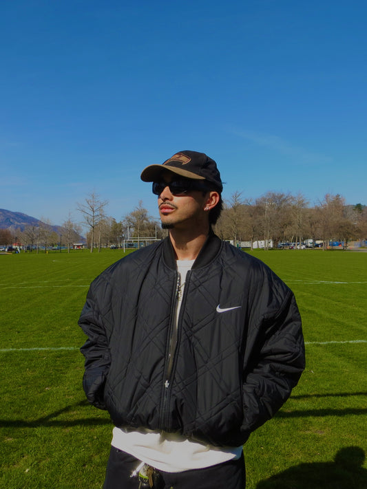 Vintage 90’s Nike Quilted Reversible Jacket (XL)