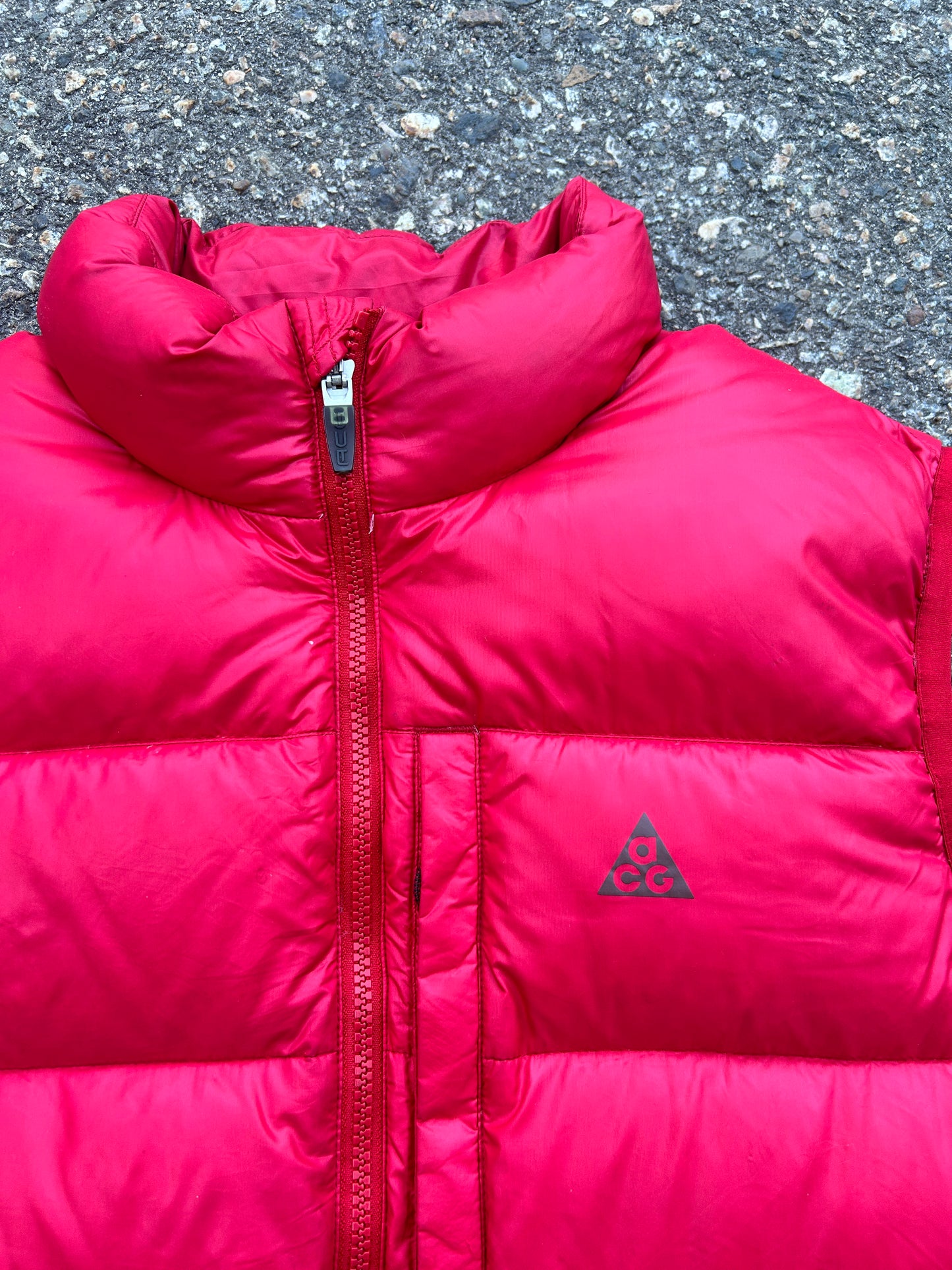 Red Nike ACG Puffer Vest (L)