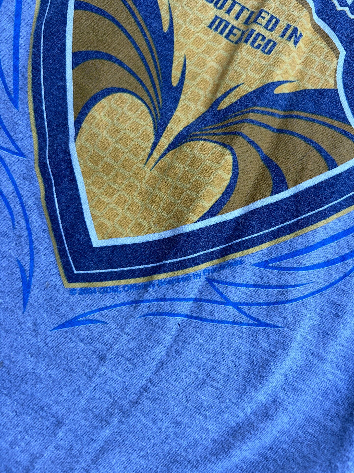 2004 Y2K Style Corona Tee (M)