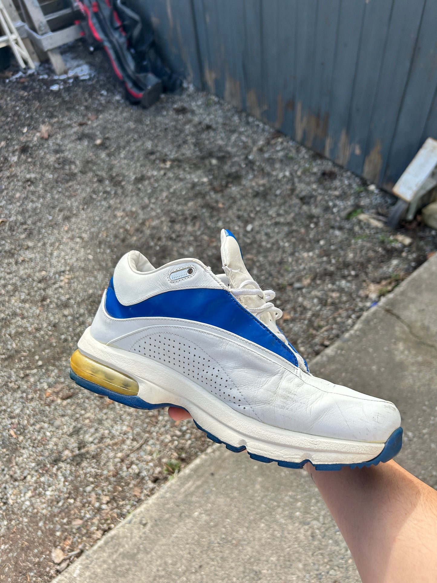 Vintage Ken Griffey Jr Nike Air Maxes (10.5M)
