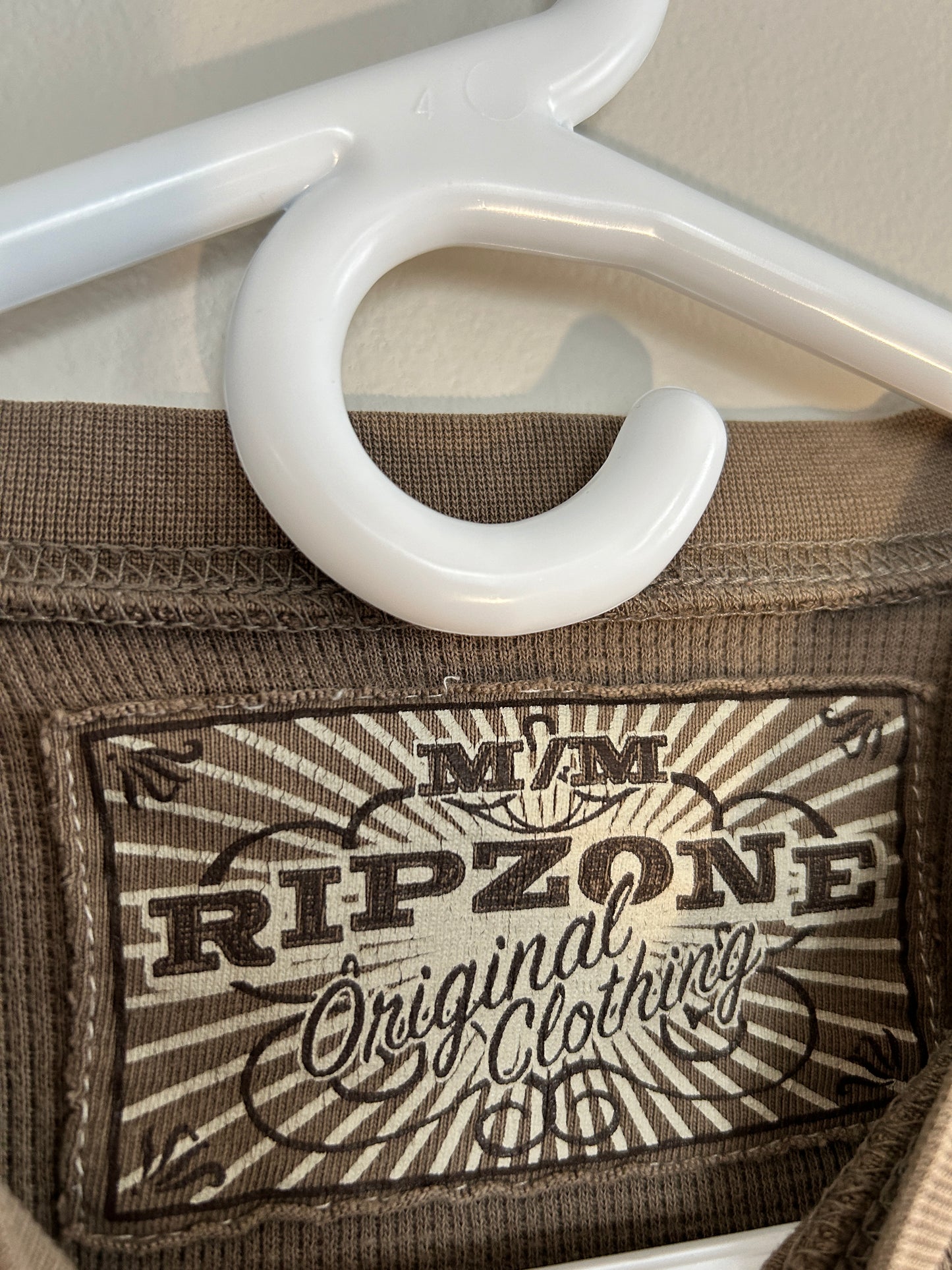 Y2K Ripzone Waffle Knit Shirt (M)