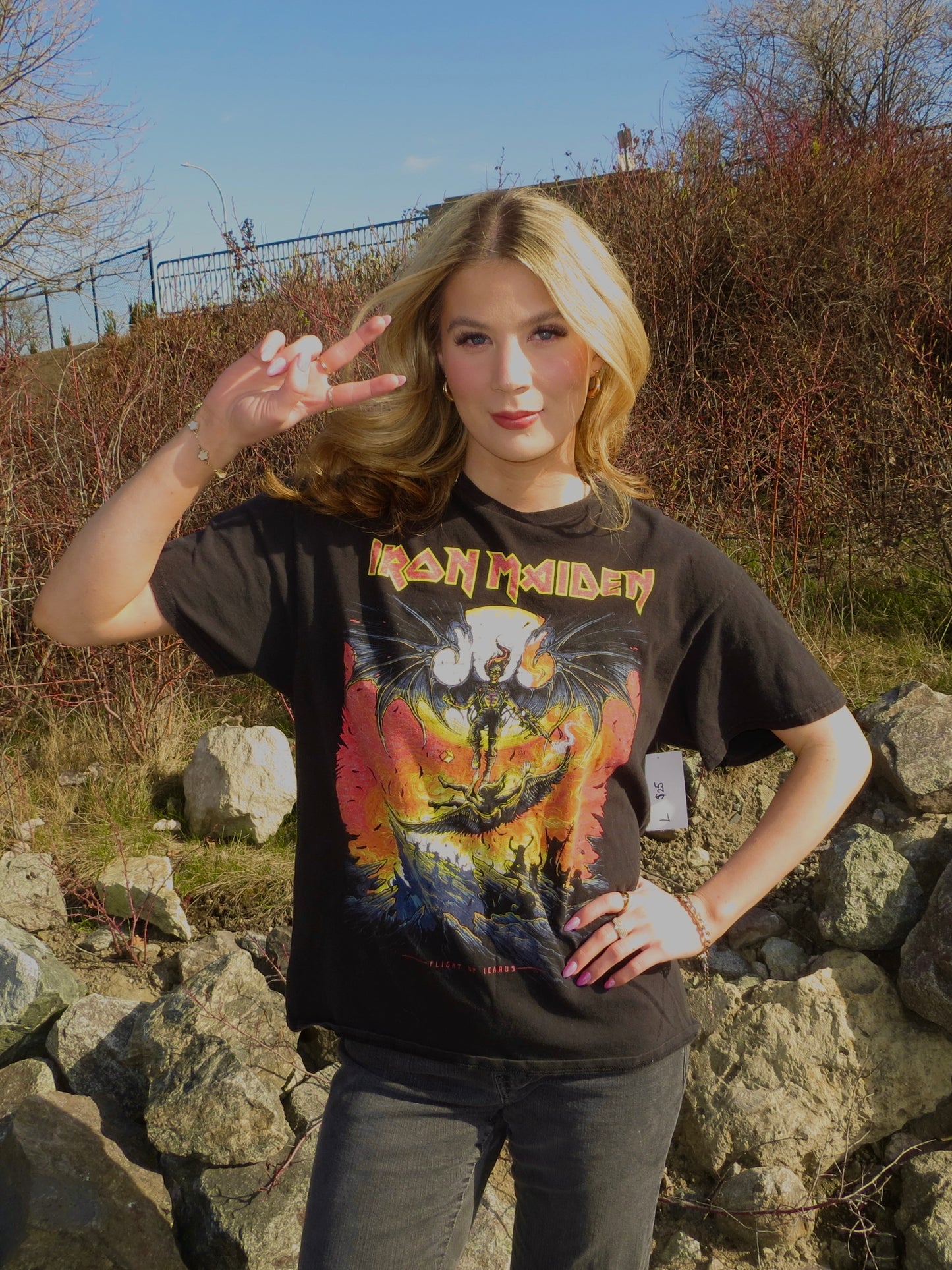 2018 Iron Maiden Icarus Tour Tee (L)