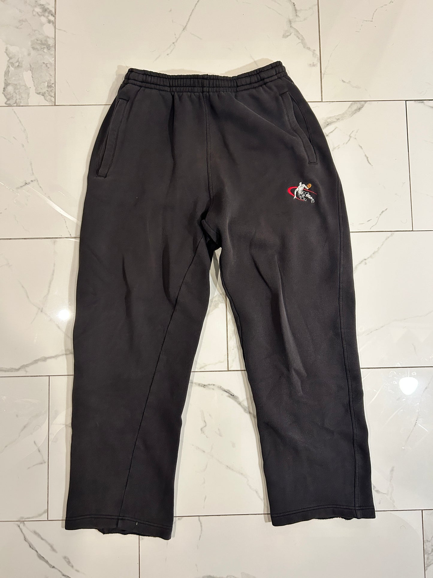 AND1 Basketball Faded Sweatpants (M)