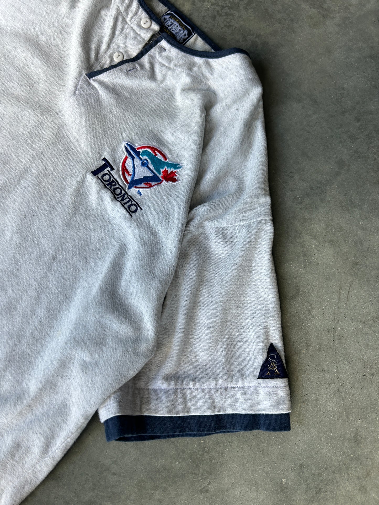 Vintage Toronto Blue Jays Tee Style Jersey (L)