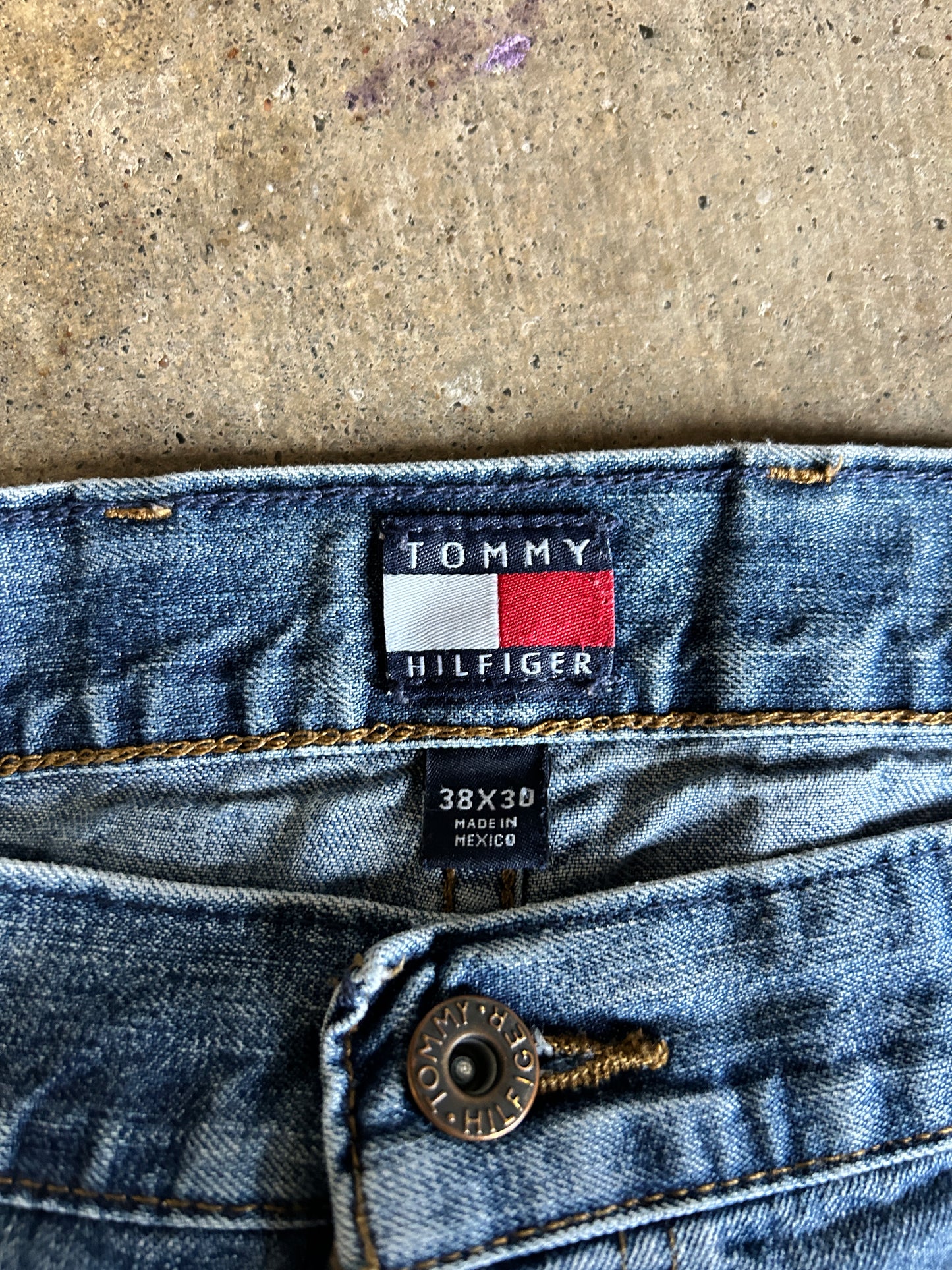 Vintage Tommy Hilfiger Faded Jeans (38x30)