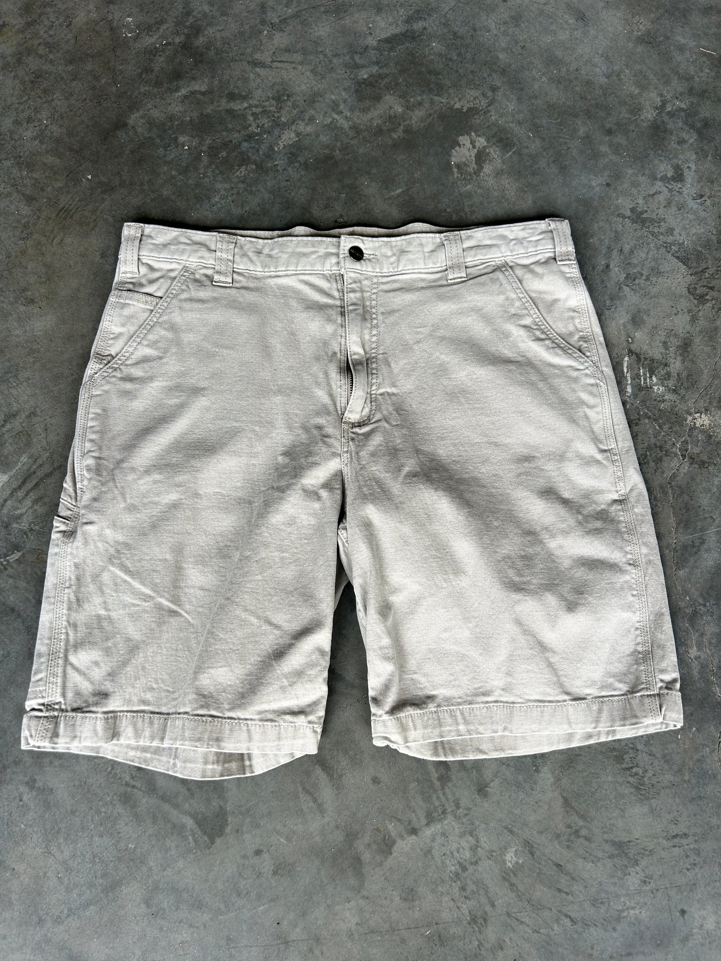Beige Carhartt Shorts (38W)