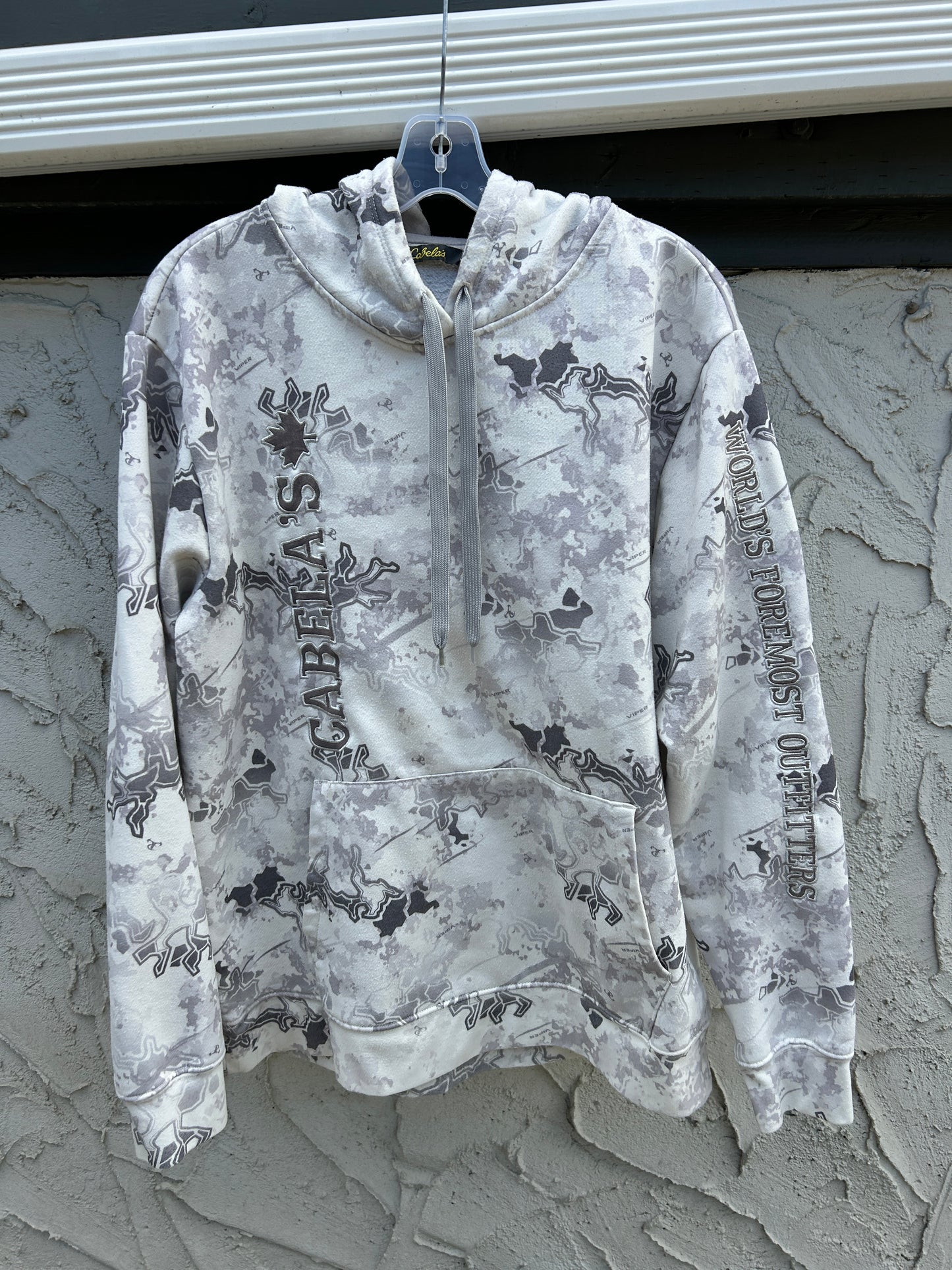 Cabelas White Camo Hoodie (L)