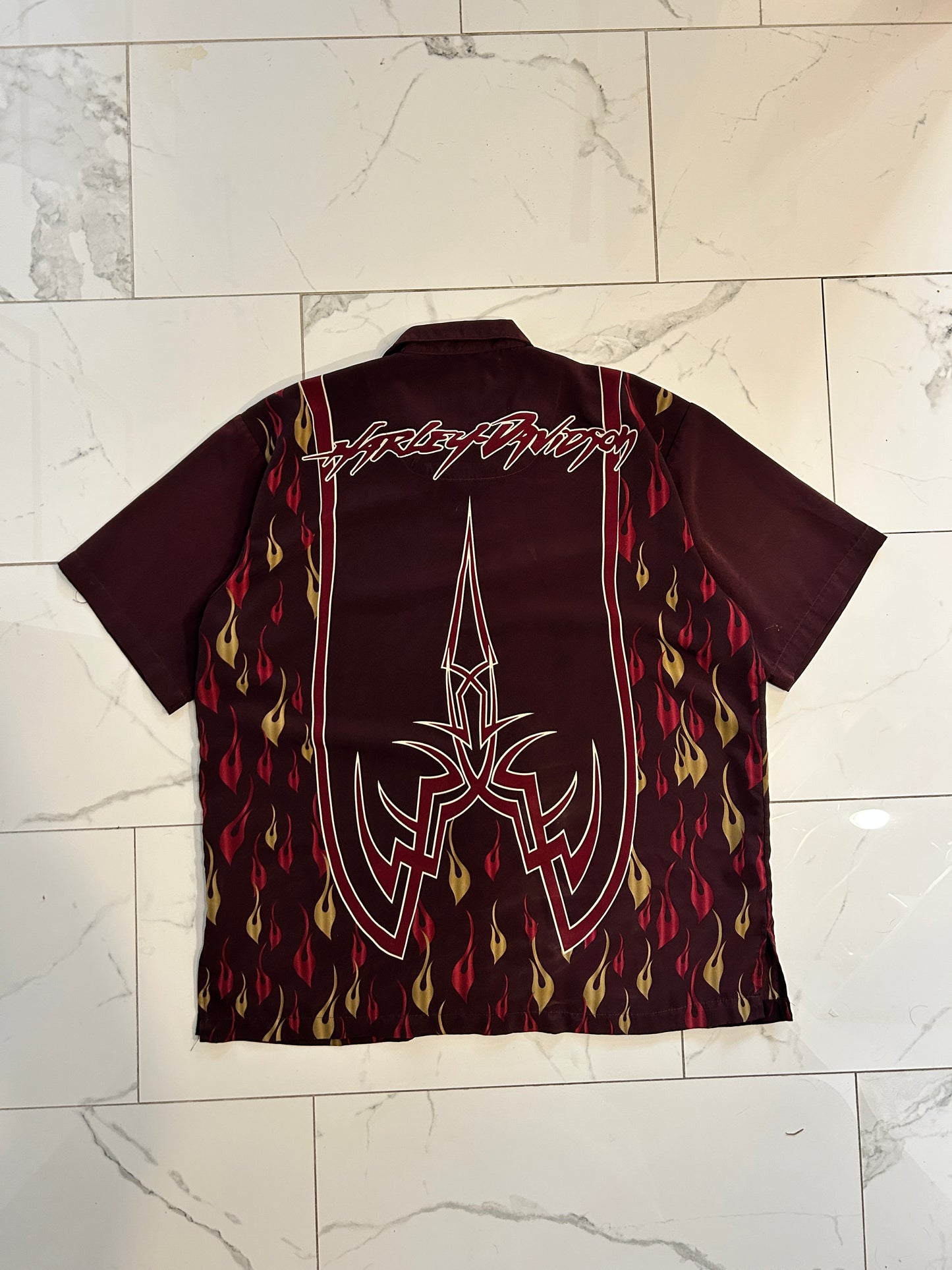 Harley Davidson Tribal Flame Embroidered Button Down Shirt (fits XL)