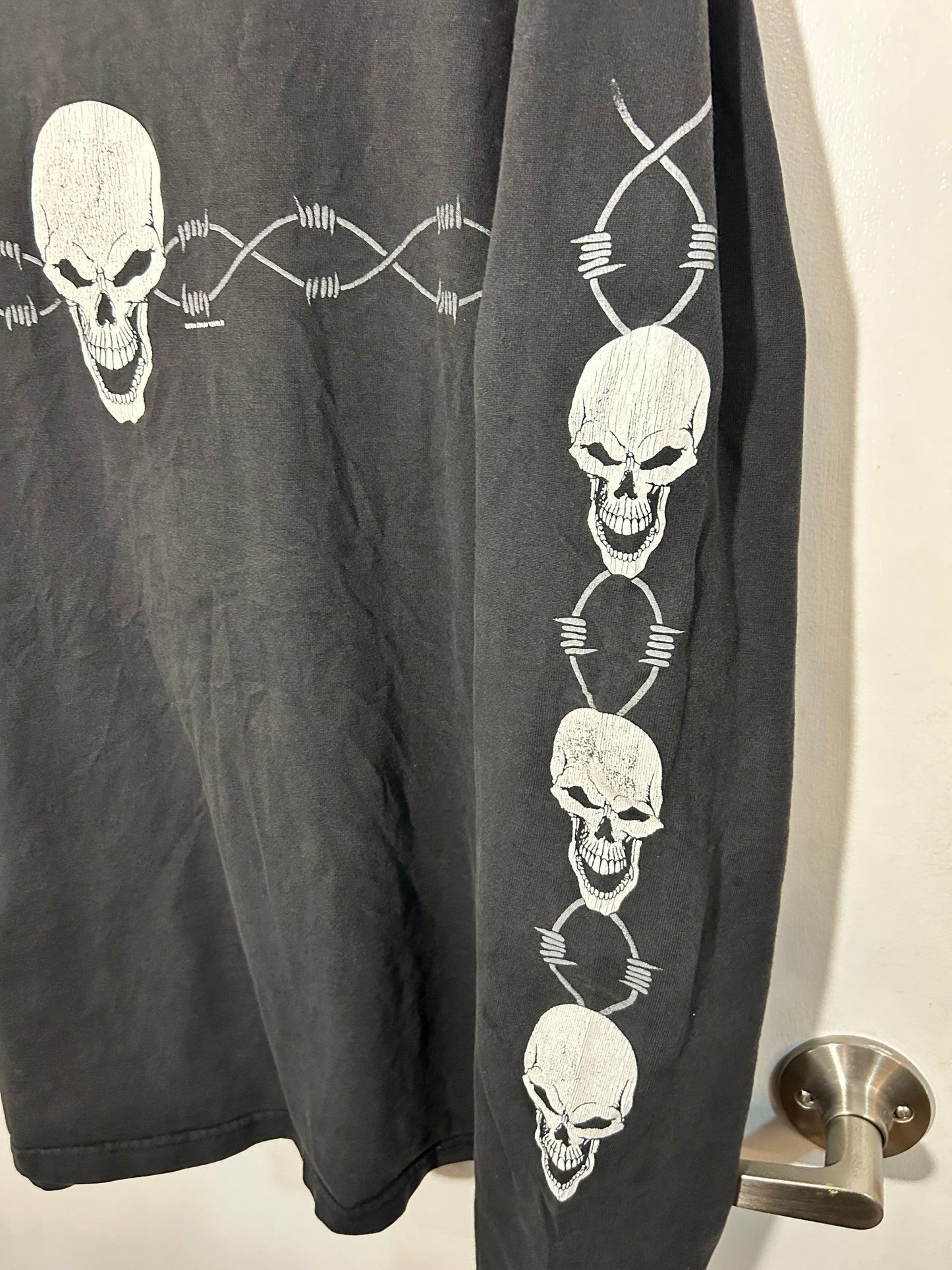 Vintage 2001 Choice Apparel Skull Barb Wire LS Shirt (XL)