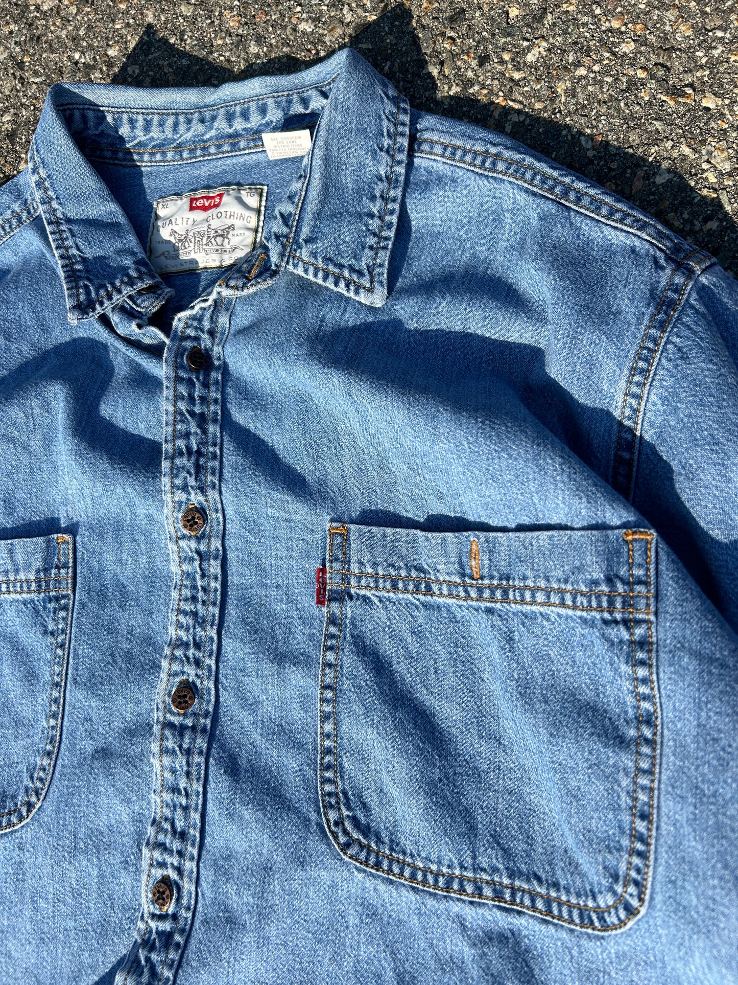 Vintage White Label Levi’s Denim Shirt (XL)