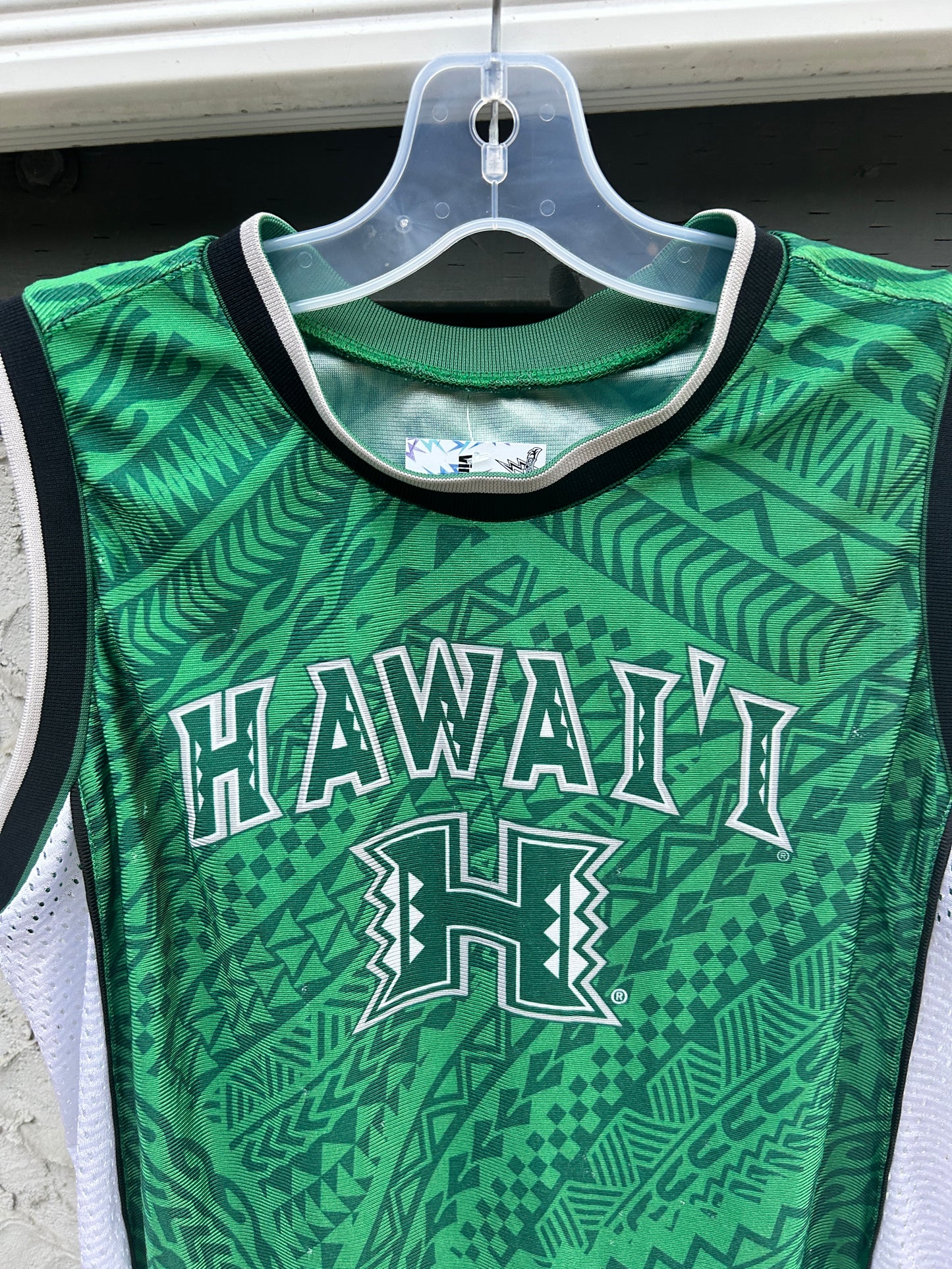 University of Hawaii Basketball Jersey (S)