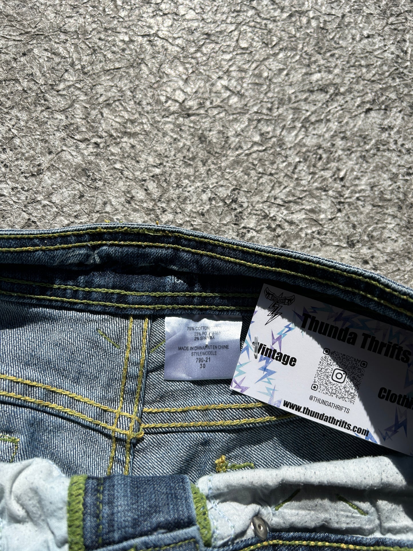 Ricki’s Light Wash Jorts (30W)