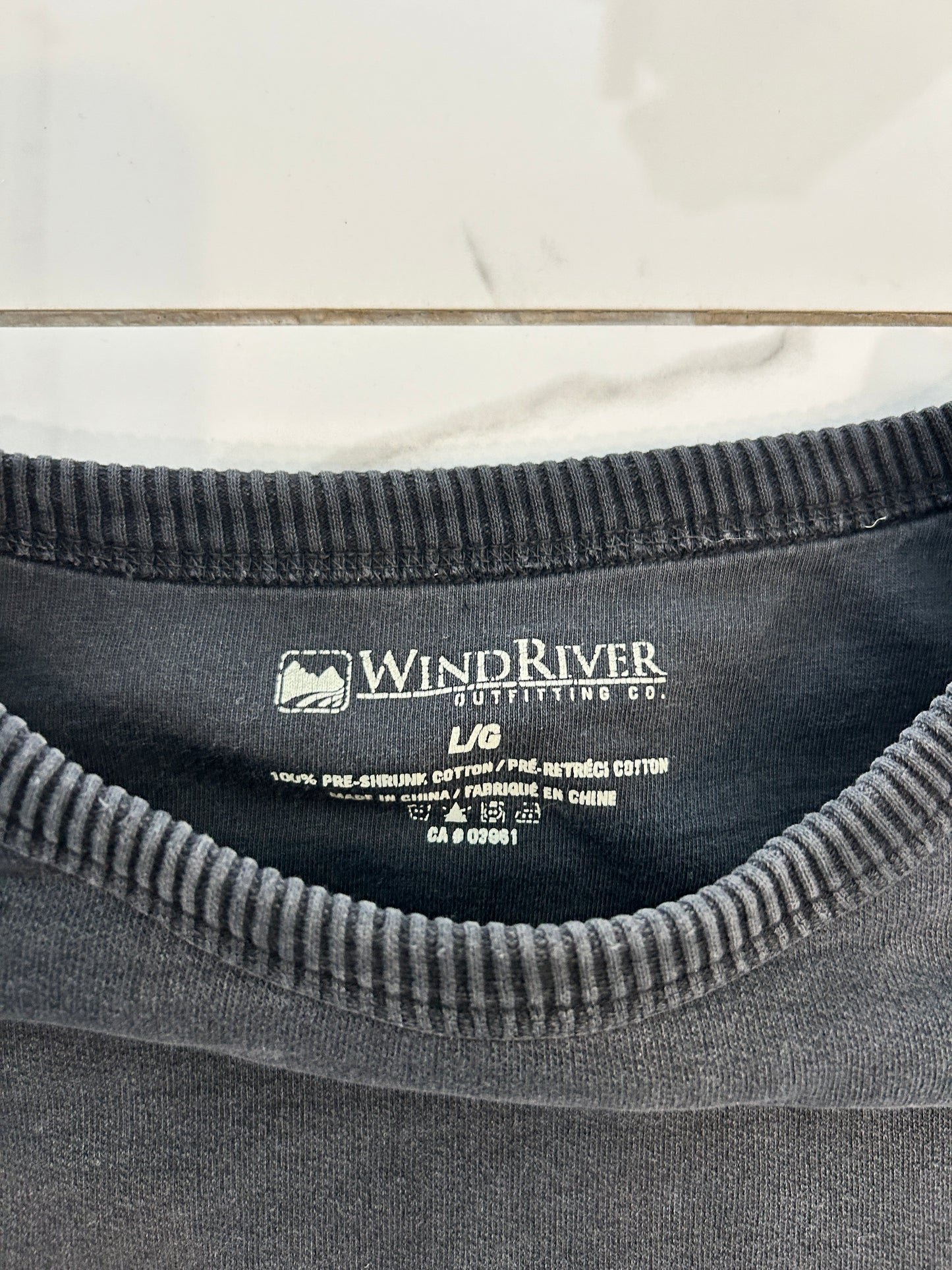 Black Faded Wind River Crew (L)