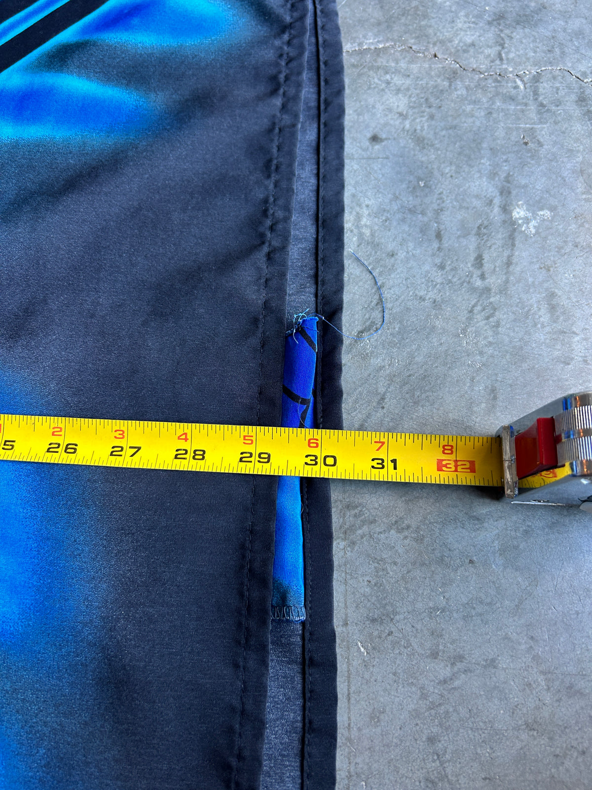Y2K Venom AOP Button Up (XL)