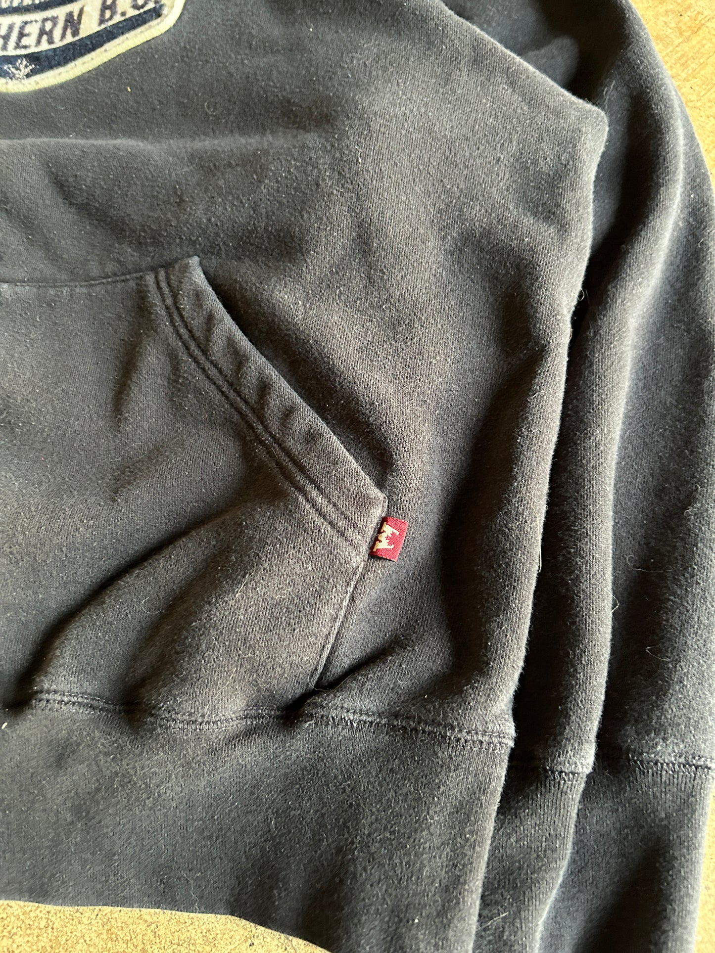 Vintage UNBC Chenille Print Hoodie (XL)