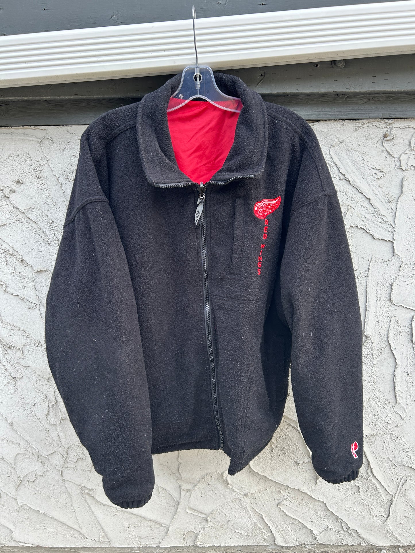 Vintage 90’s Detroit Redwings Reversible Fleece Jacket (L)