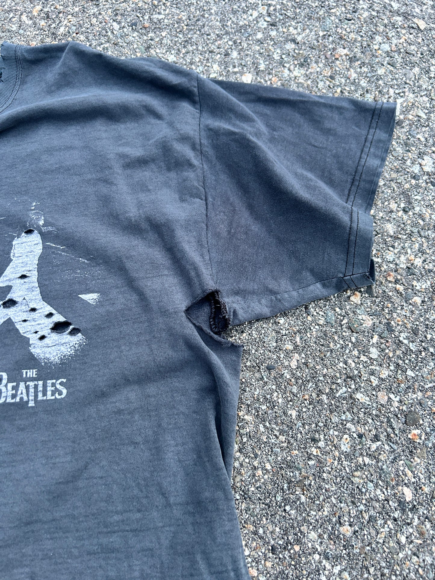 Vintage 2005 Thrashed Beatles Abbey Road Tee (XL)