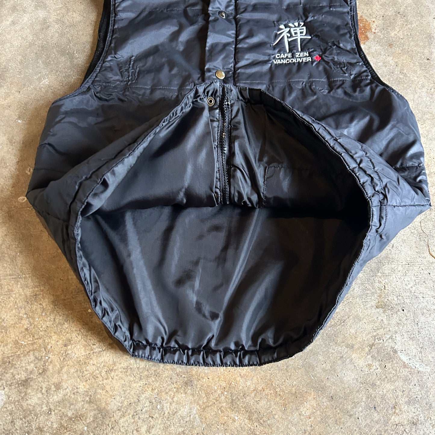 Snap Button Black Cafe Zen Vest (fits L)