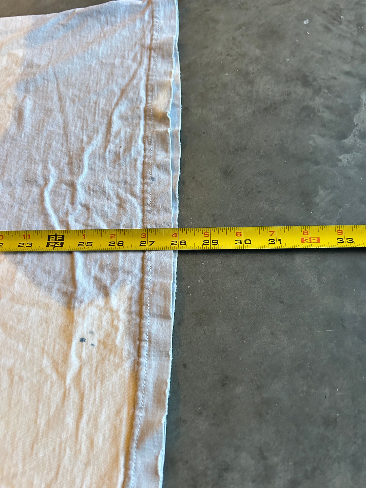 Vintage 2005 Distressed Beatles Cartoon-Head Tee (L)