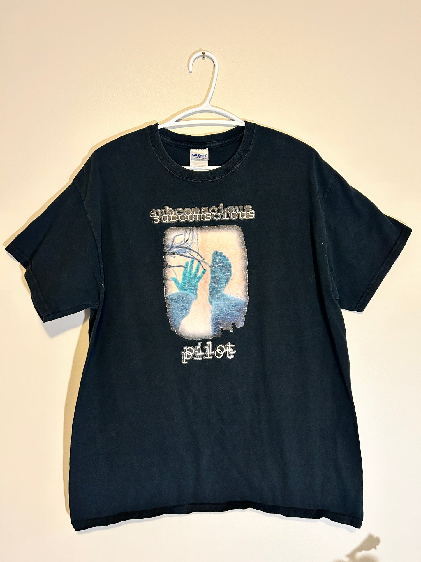 Subconscious Pilot Band Tee (L)
