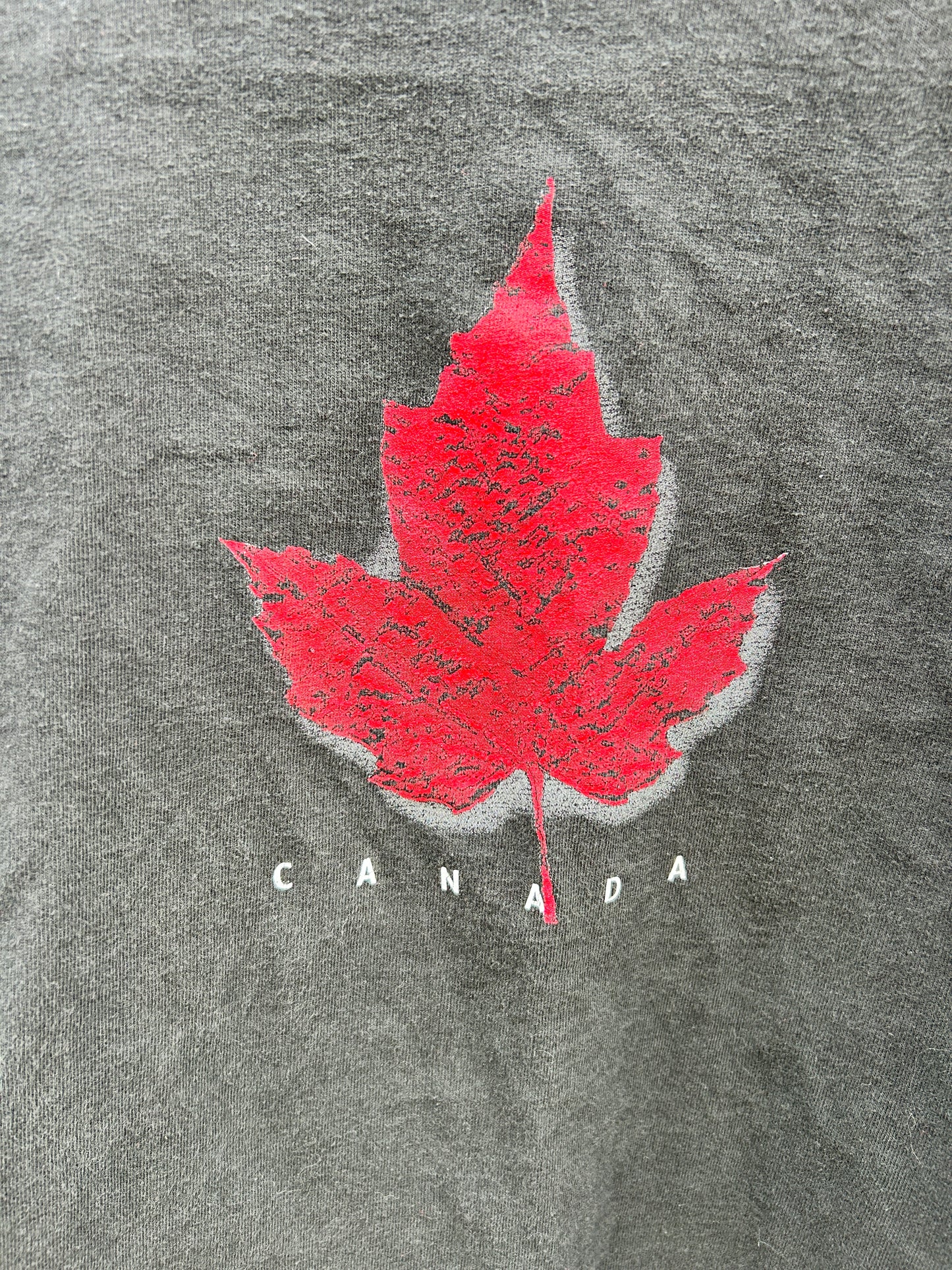 Vintage Canada Maple Leaf Tee (L)
