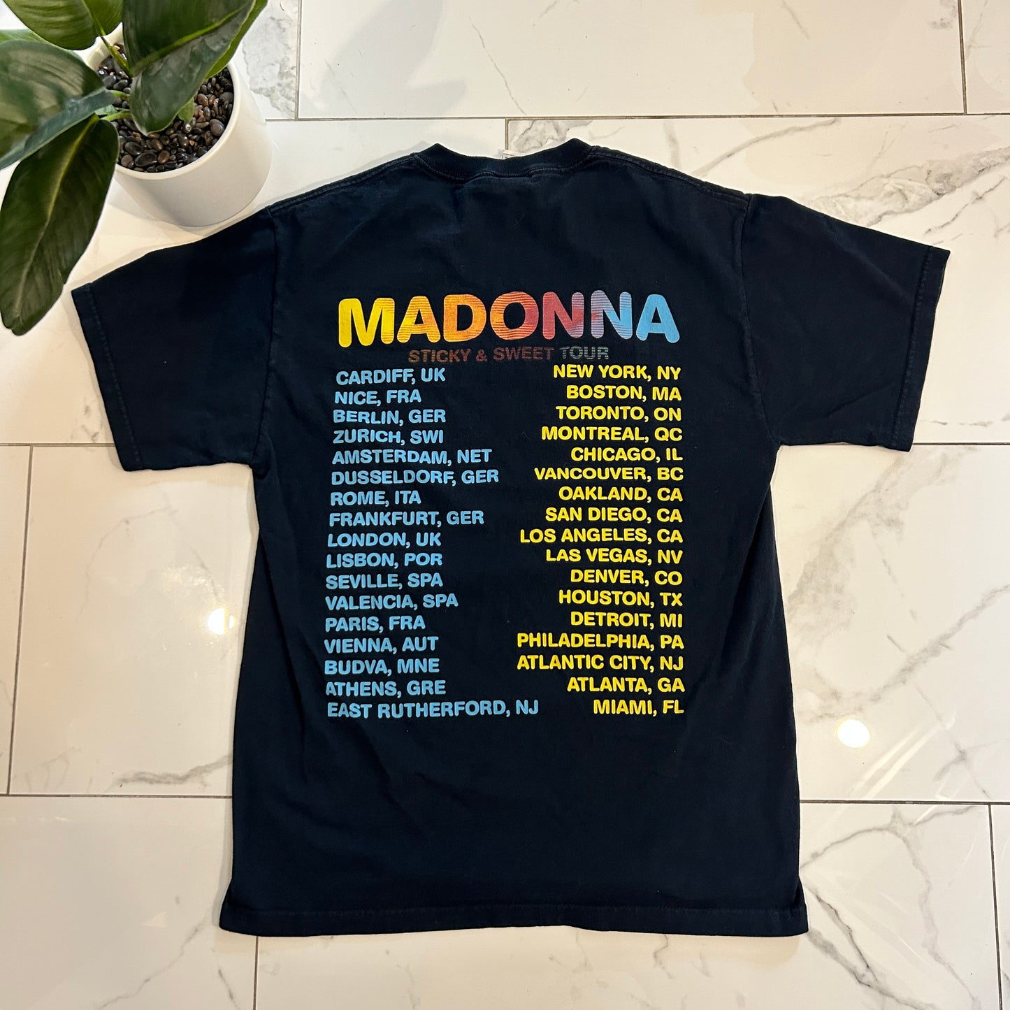 2008 Madonna Sticky & Sweet Tour Tee (M)