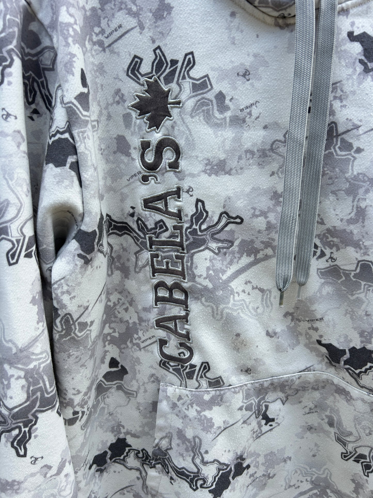 Cabelas White Camo Hoodie (L)