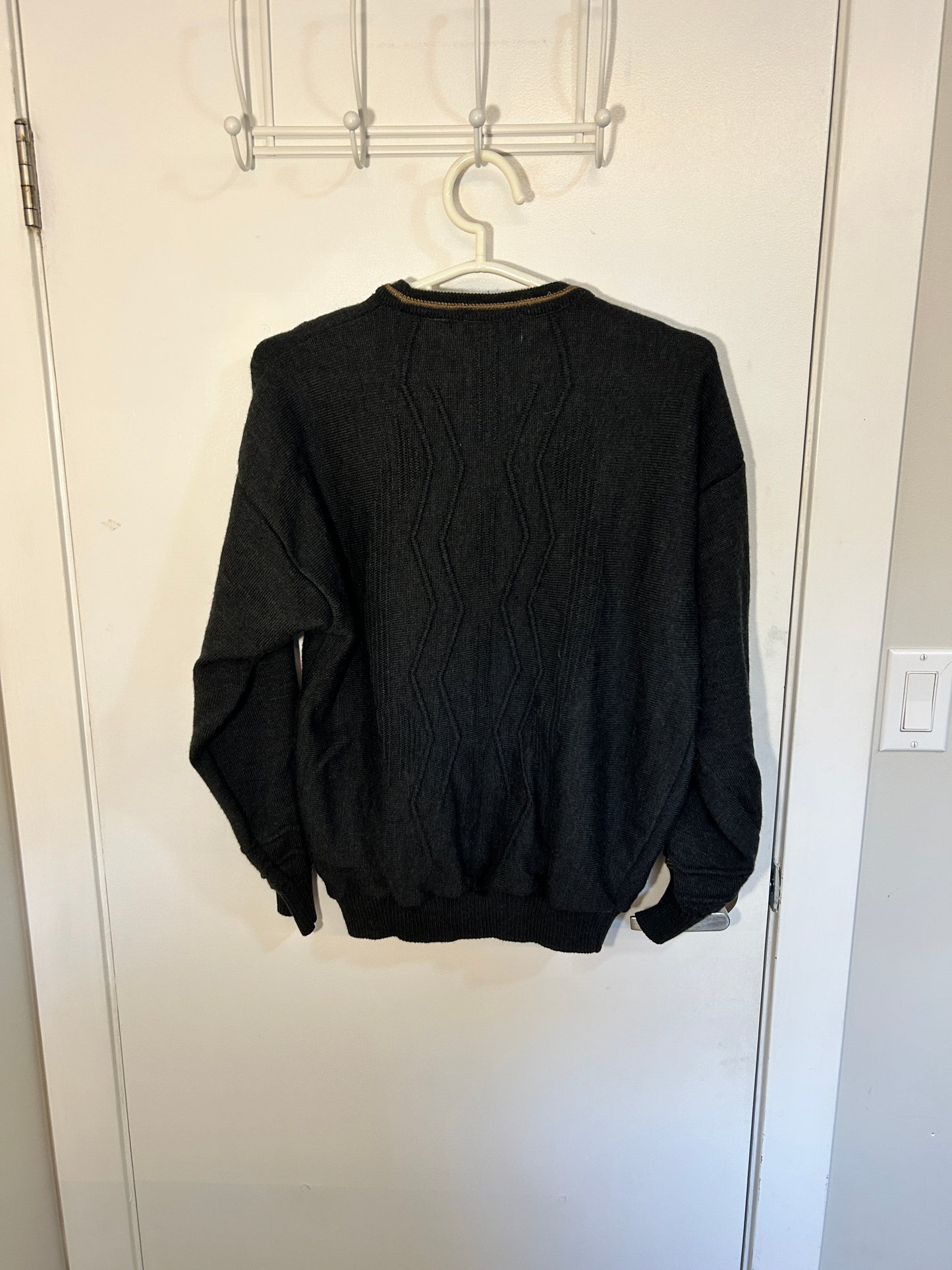 Tosani 3D Textured Knit (M)