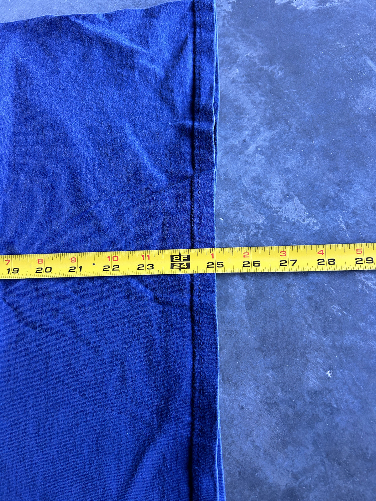 Vintage Navy Blue Alaska Wolf Tee (M)