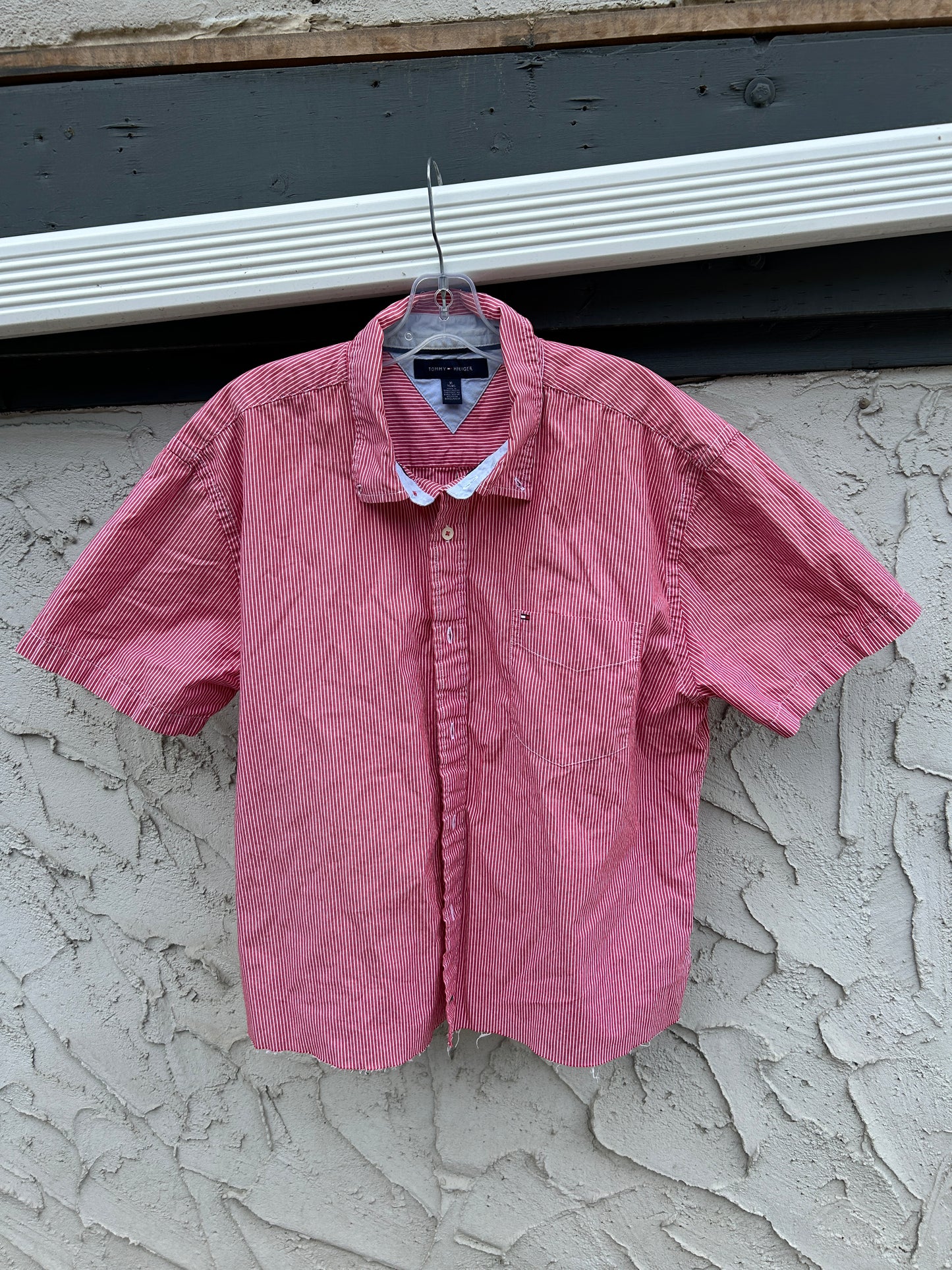 Red Tommy Hilfiger Cropped Button Up (XL)