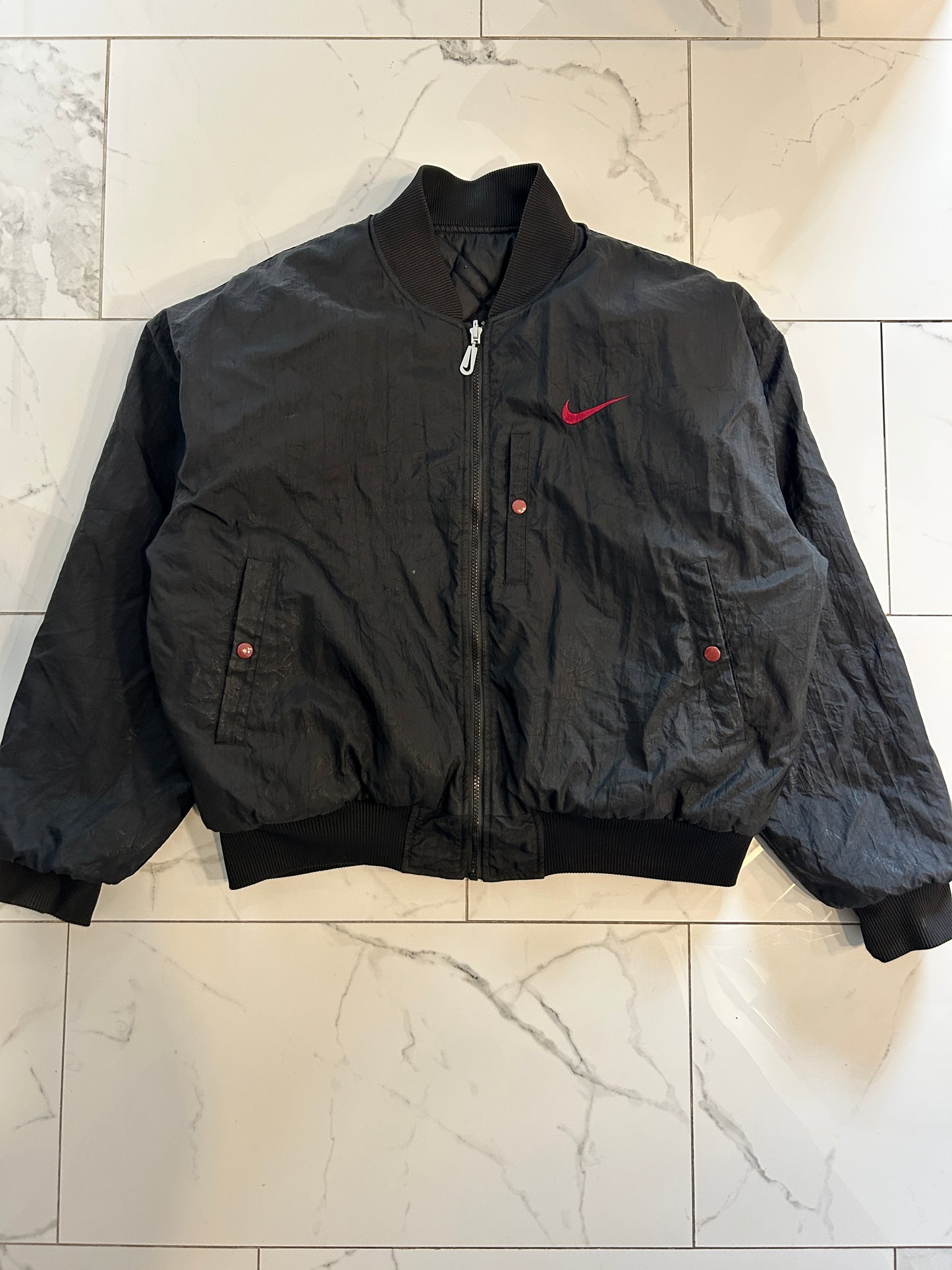 Vintage 90’s Nike Red Reversible Quilted Jacket (L)