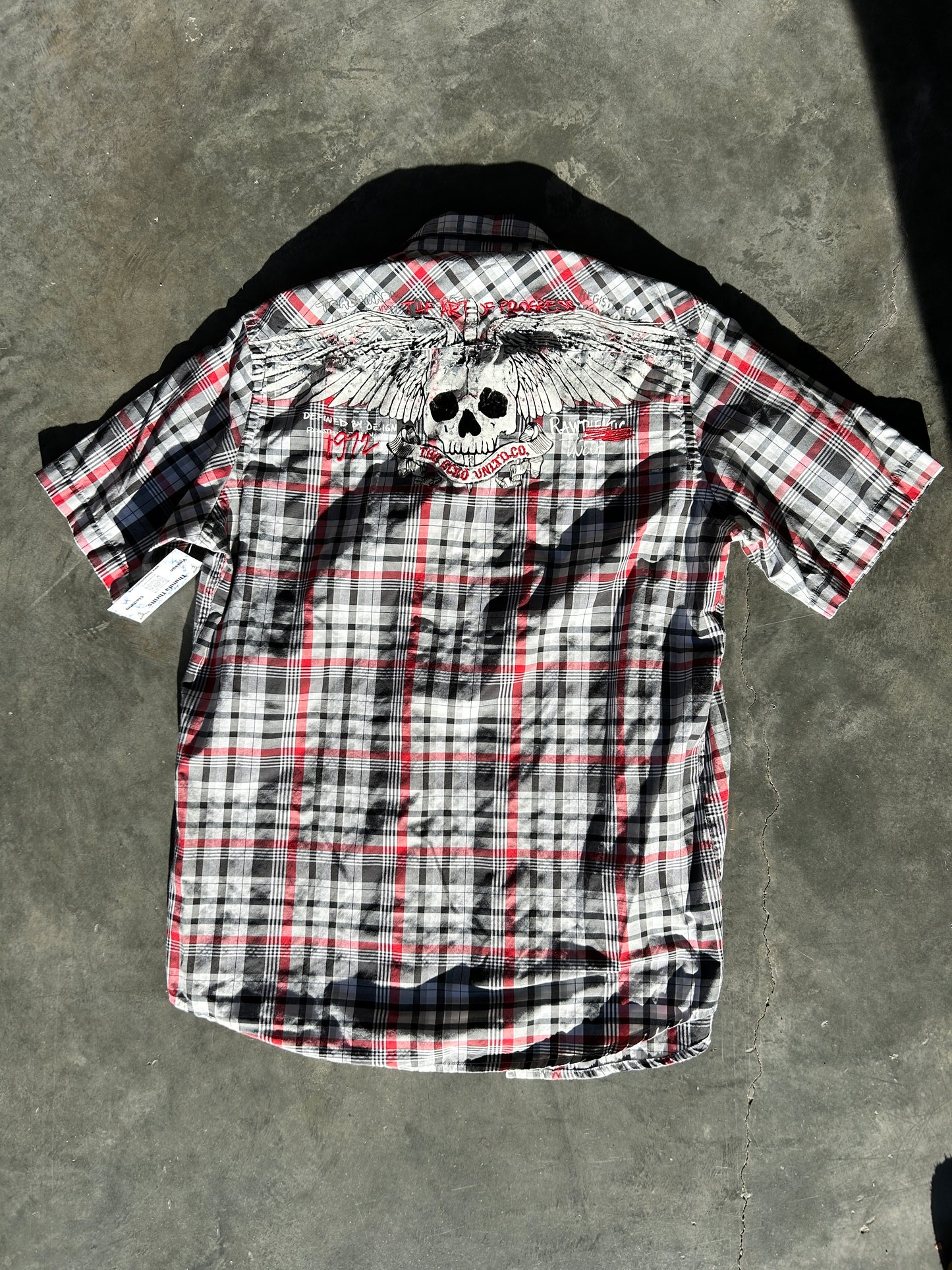 Y2K Ecko Winged Skull Button Up (M)