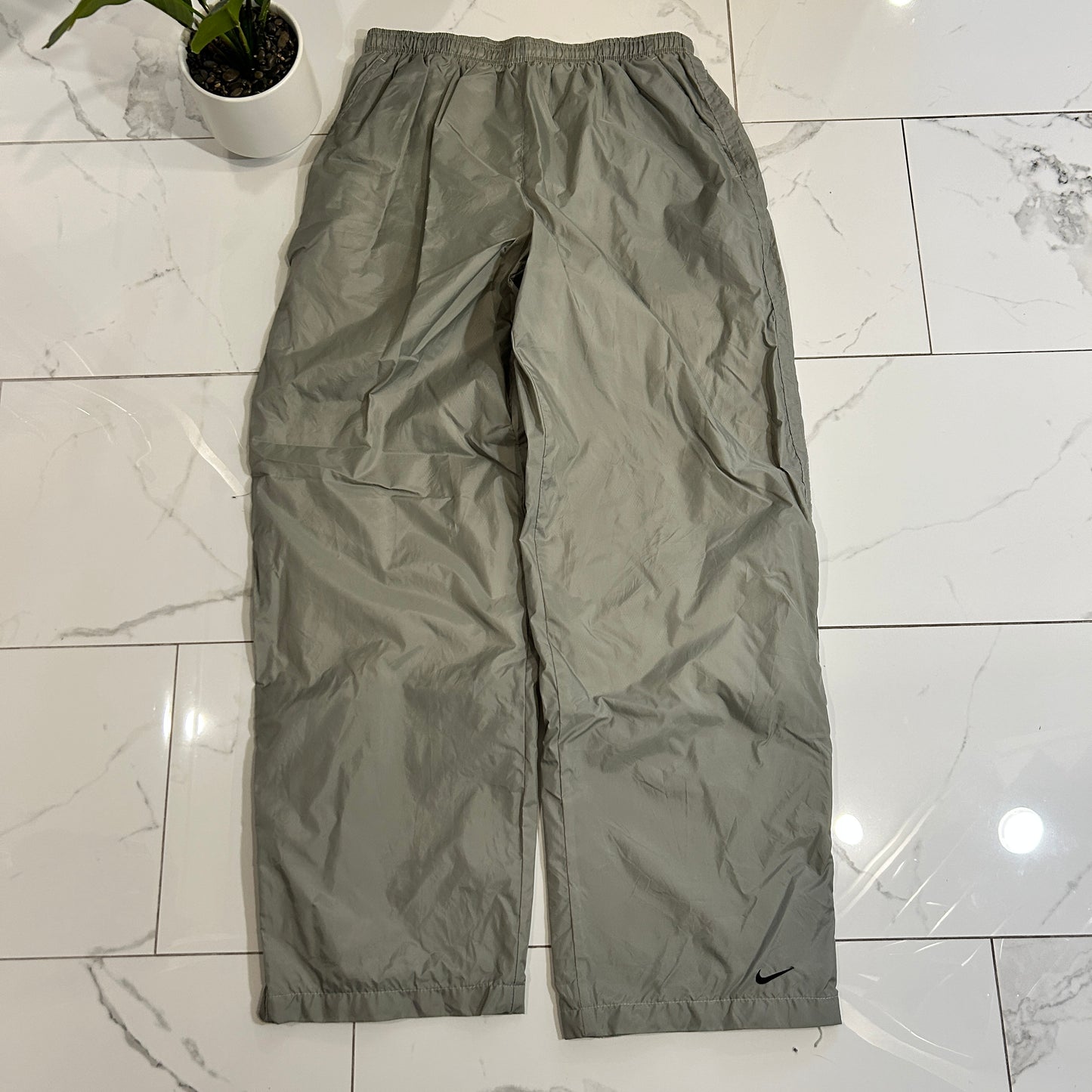Vintage Nike Beige Lined Track Pants (XL)