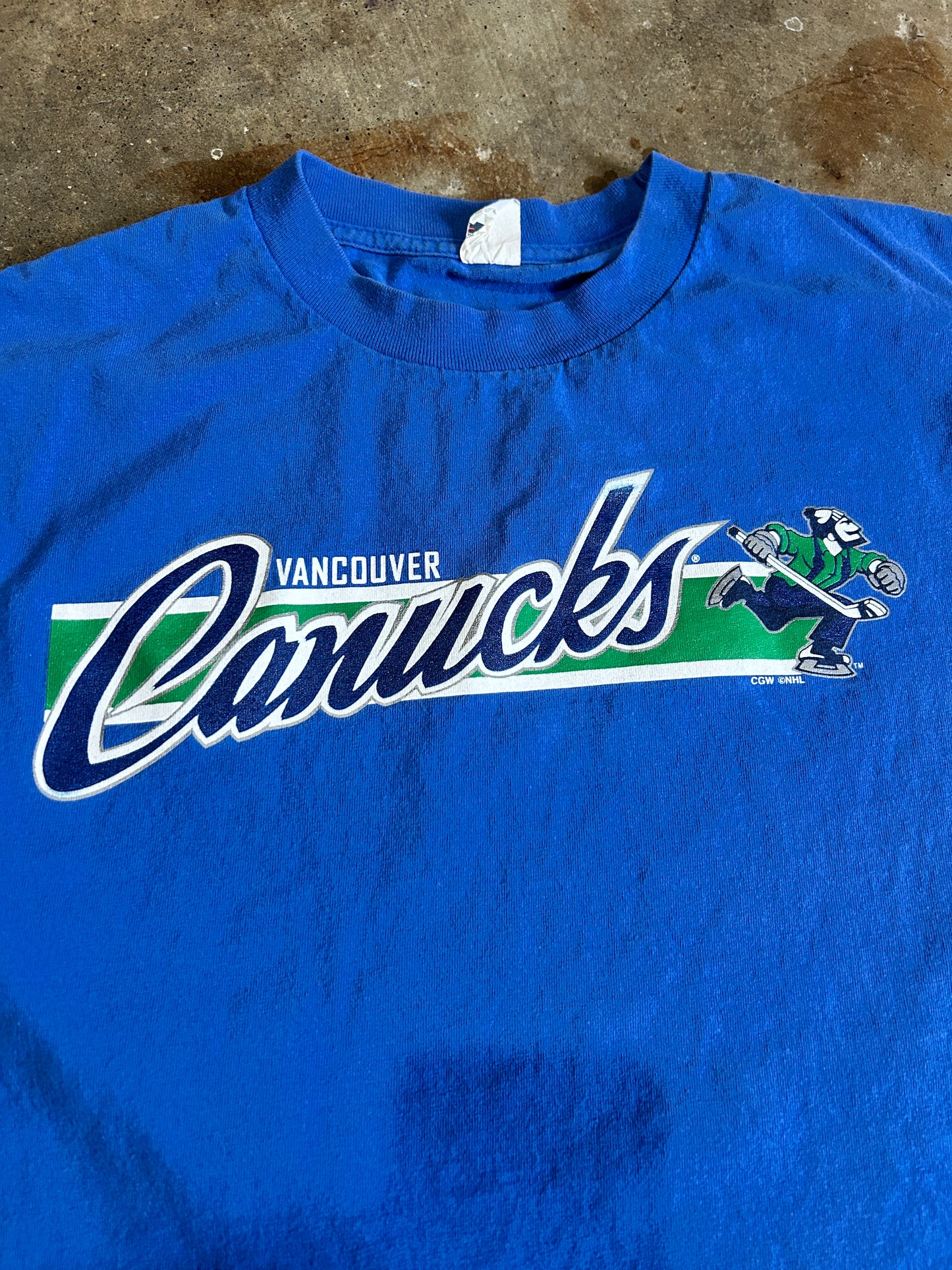 Vintage Canucks Johnny Logo Spellout Tee (M)