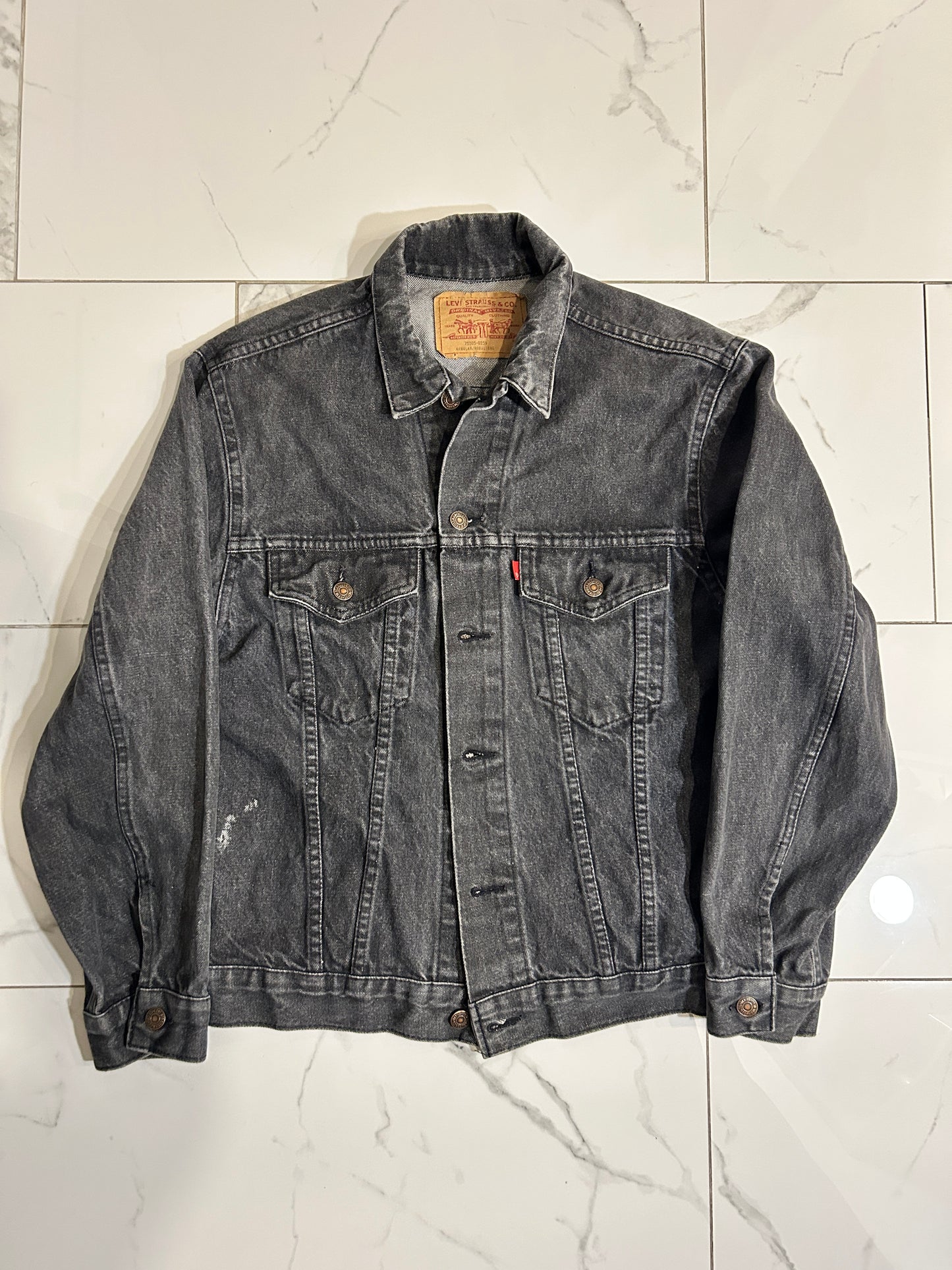 Faded Black Levi’s Denim Jacket (M)