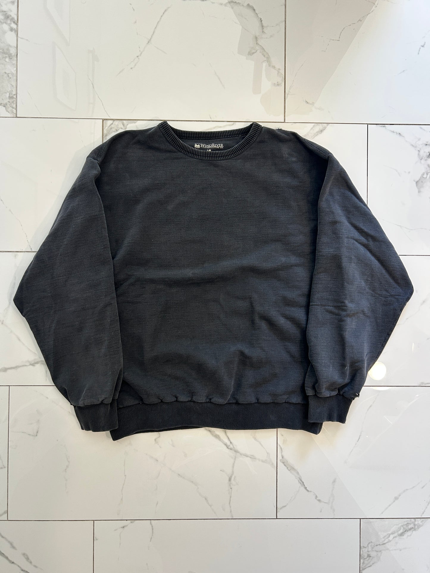 Black Faded Wind River Crew (L)