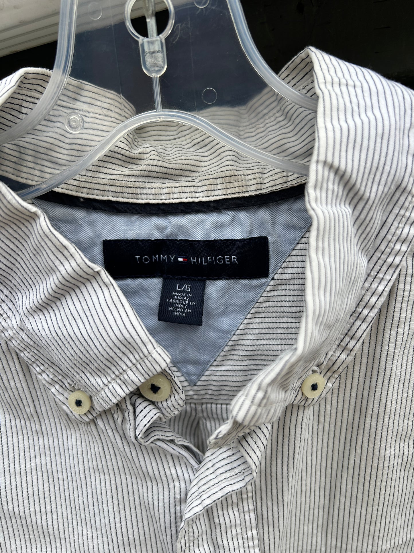 Cropped Tommy Hilfiger Button Up (L)