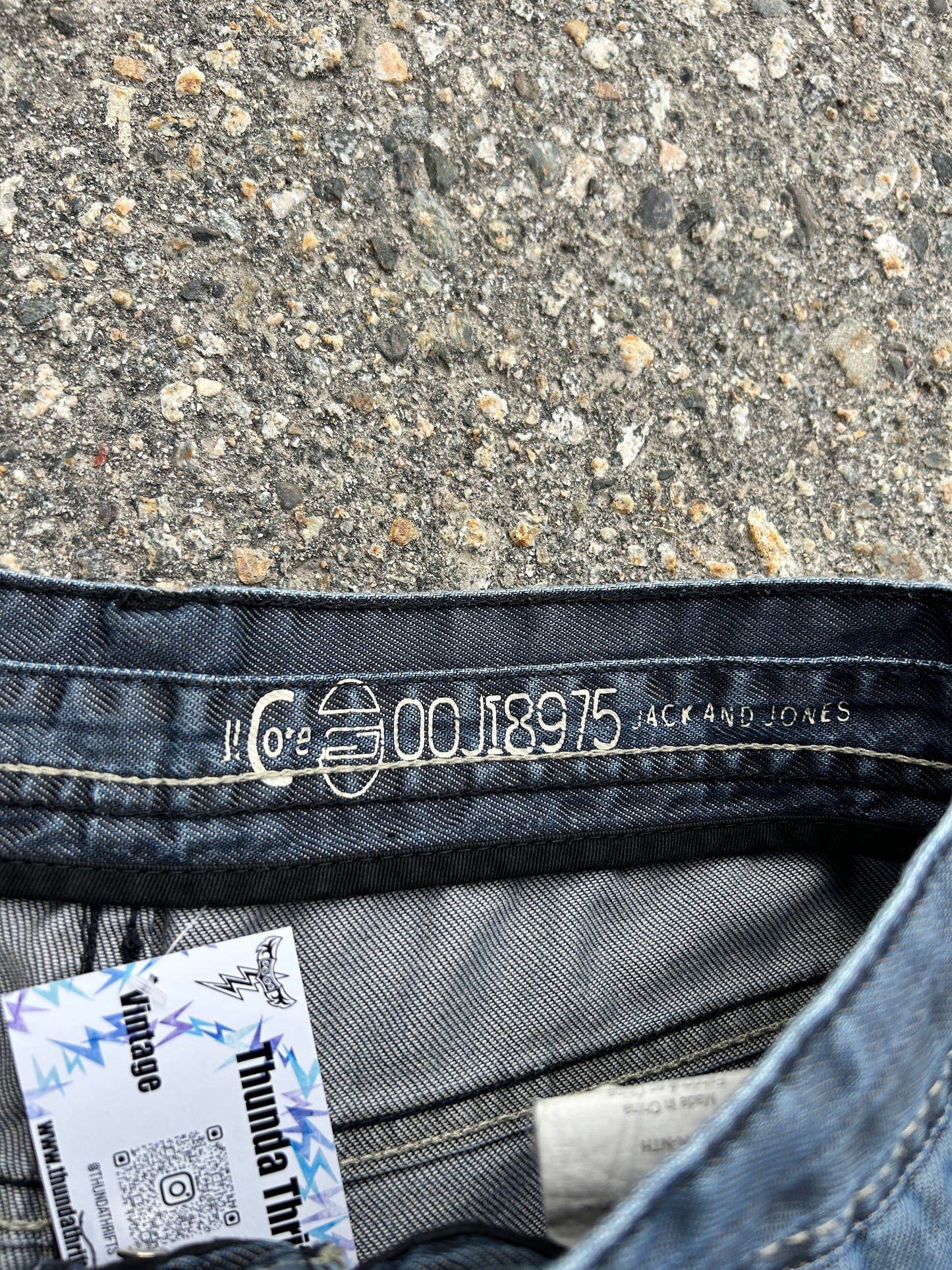 Y2K J&J Cutting Edge Jorts (32W)