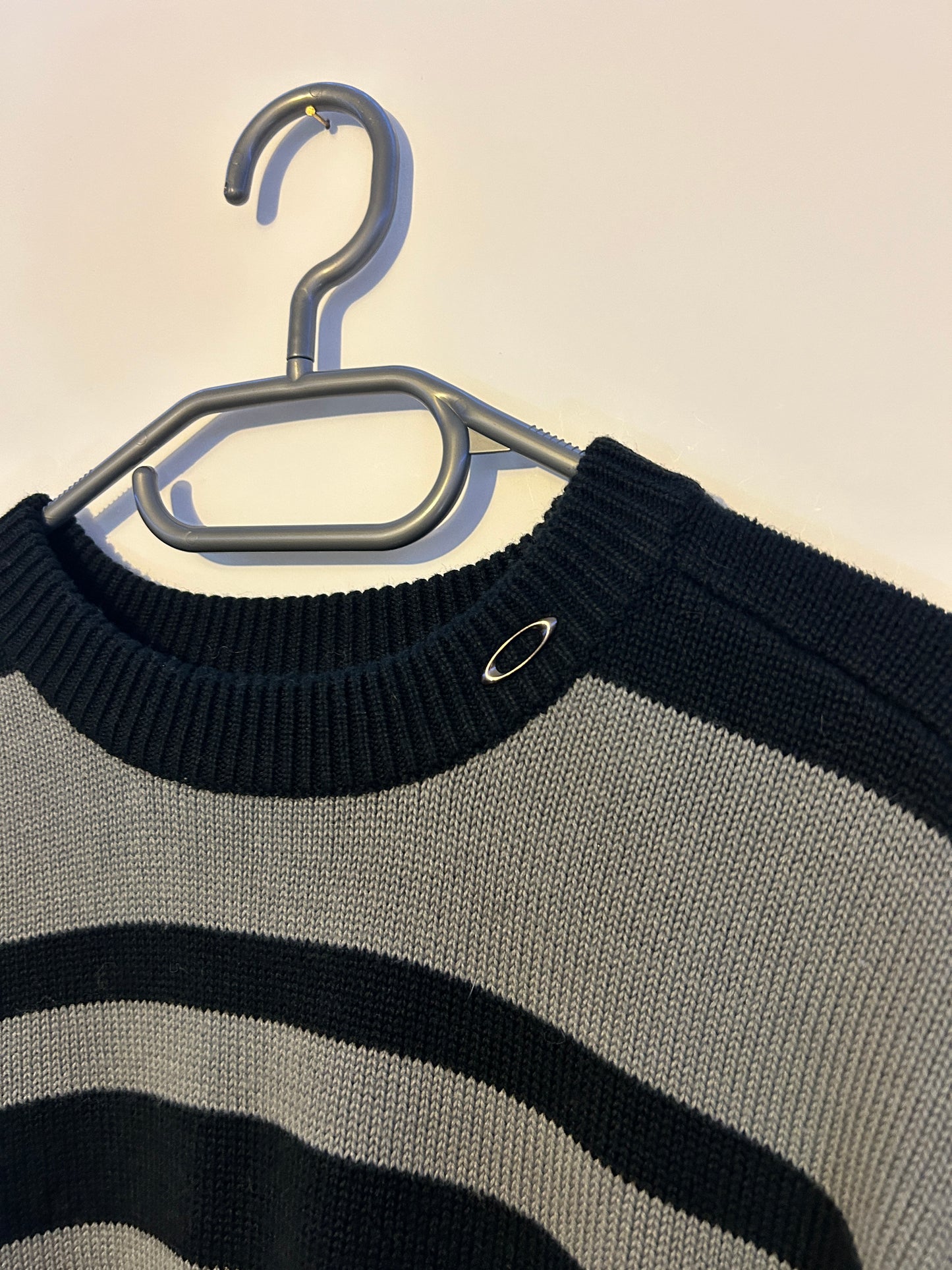 Vintage Oakley Sweater (M)