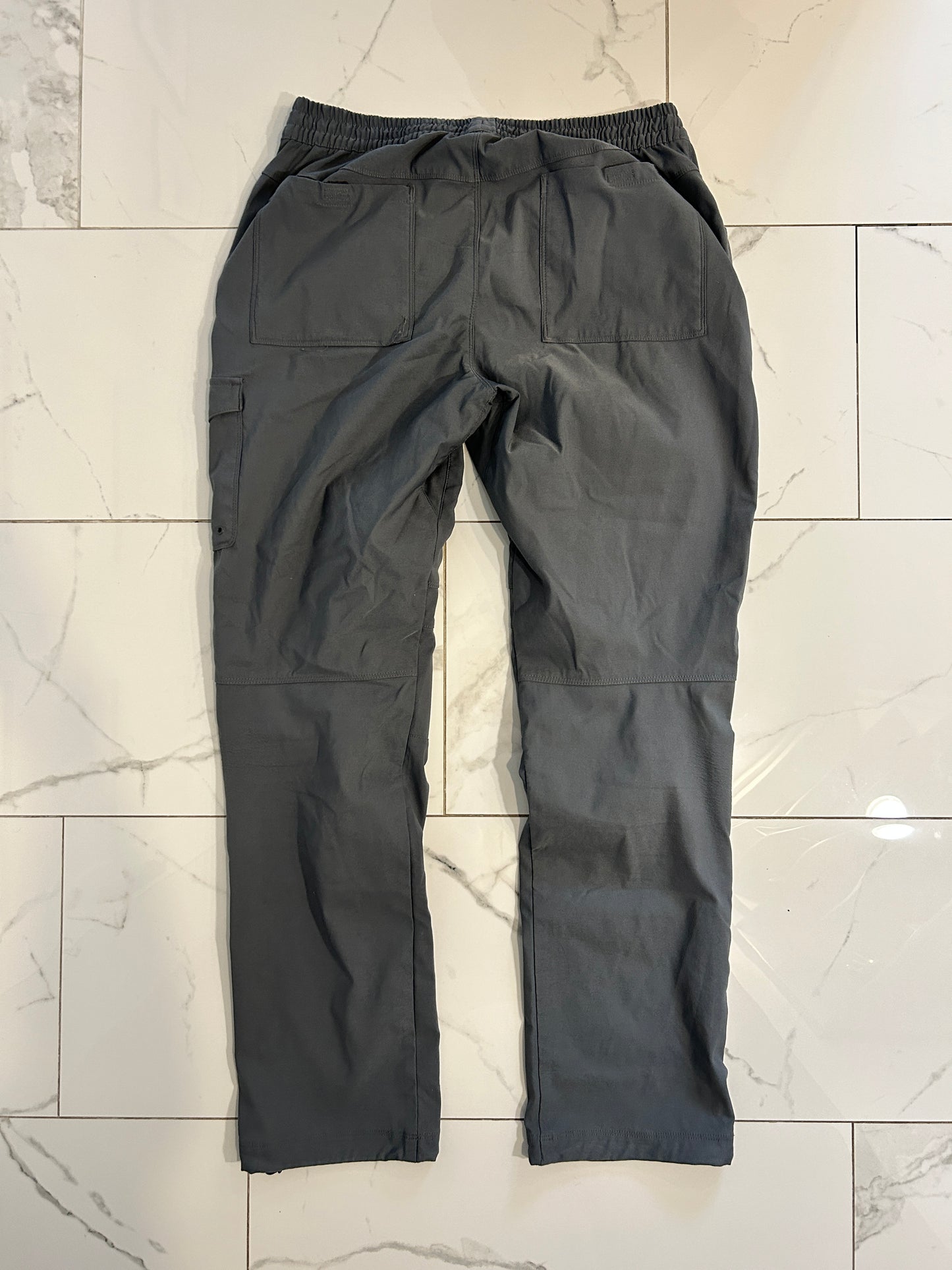 Columbia Lightweight Cargo Pants (L)