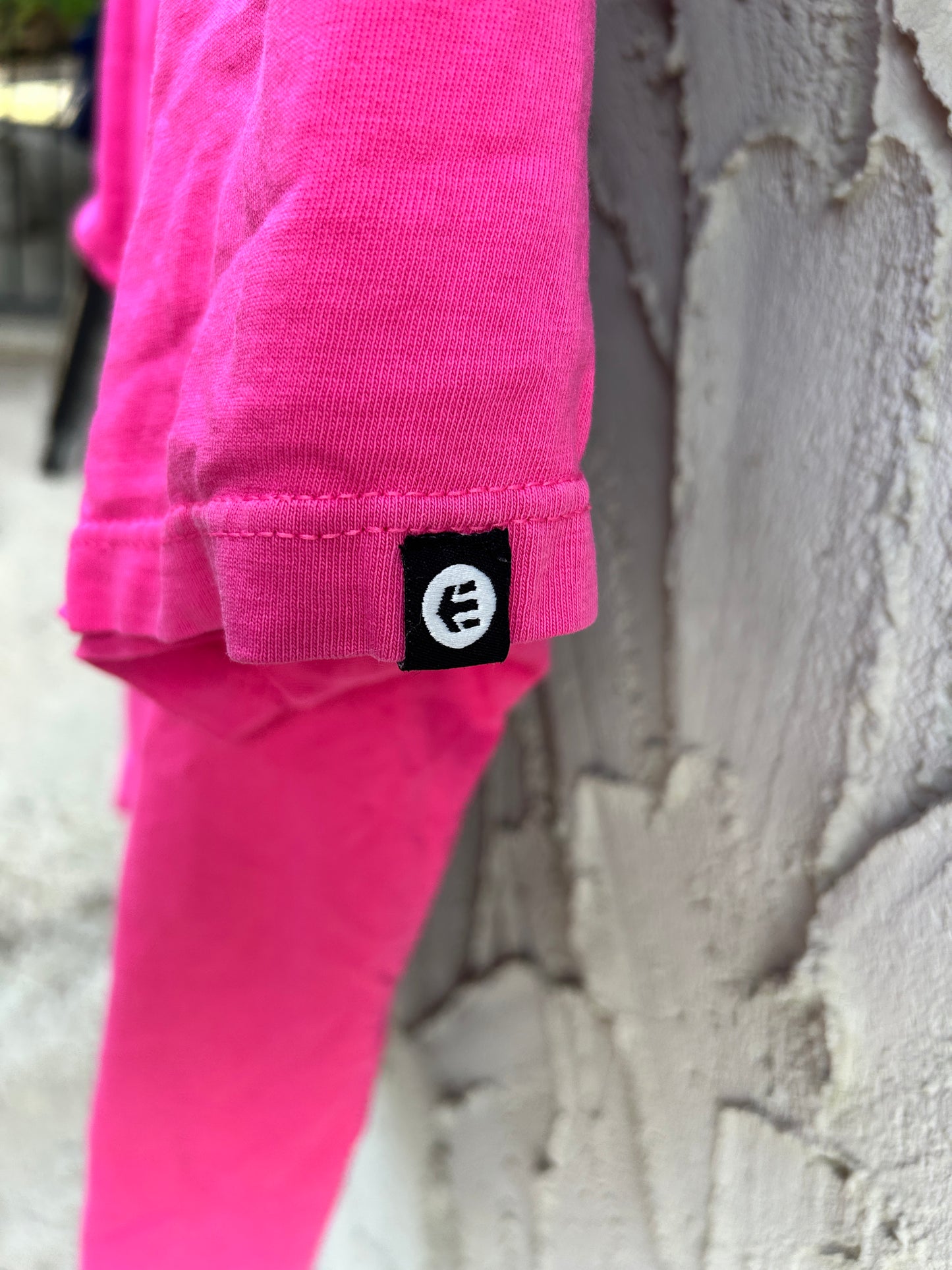 Y2K Etnies Pink Gorilla Tee (L)