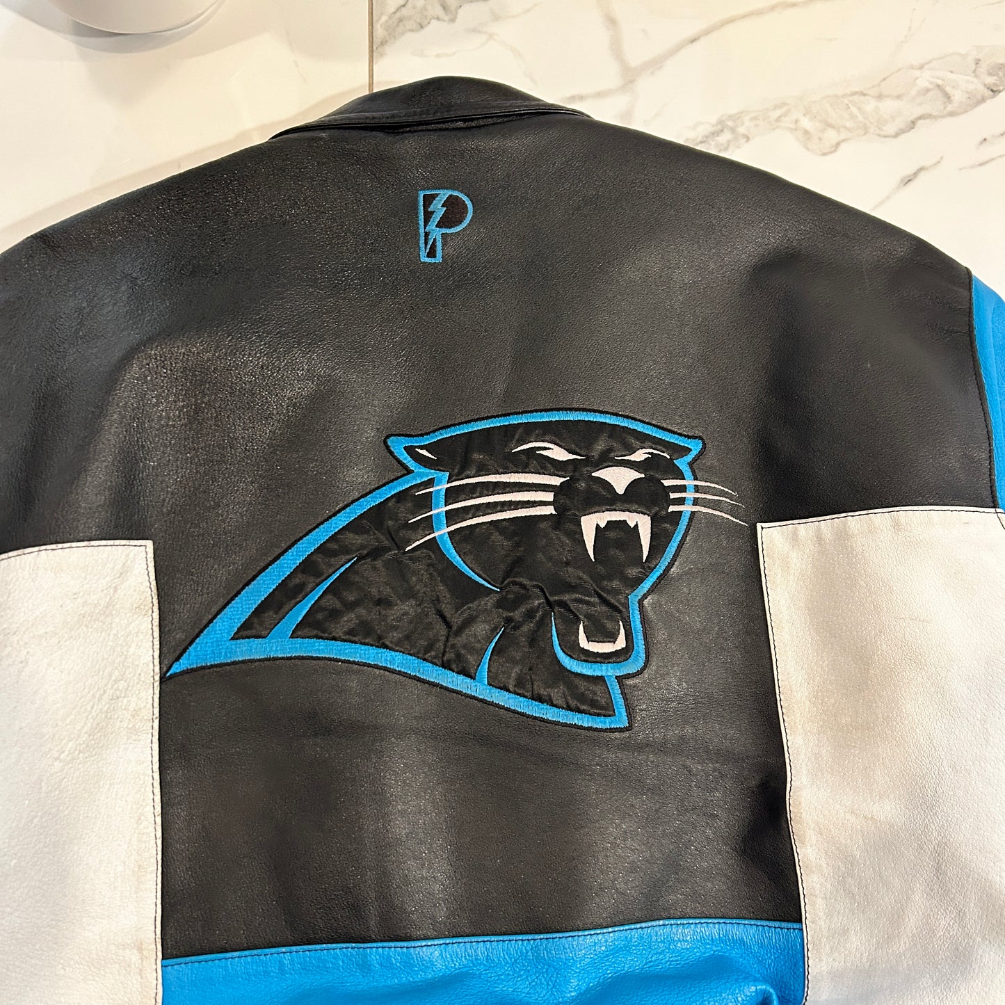 Vintage Pro Player Carolina Panthers Leather Jacket (L)