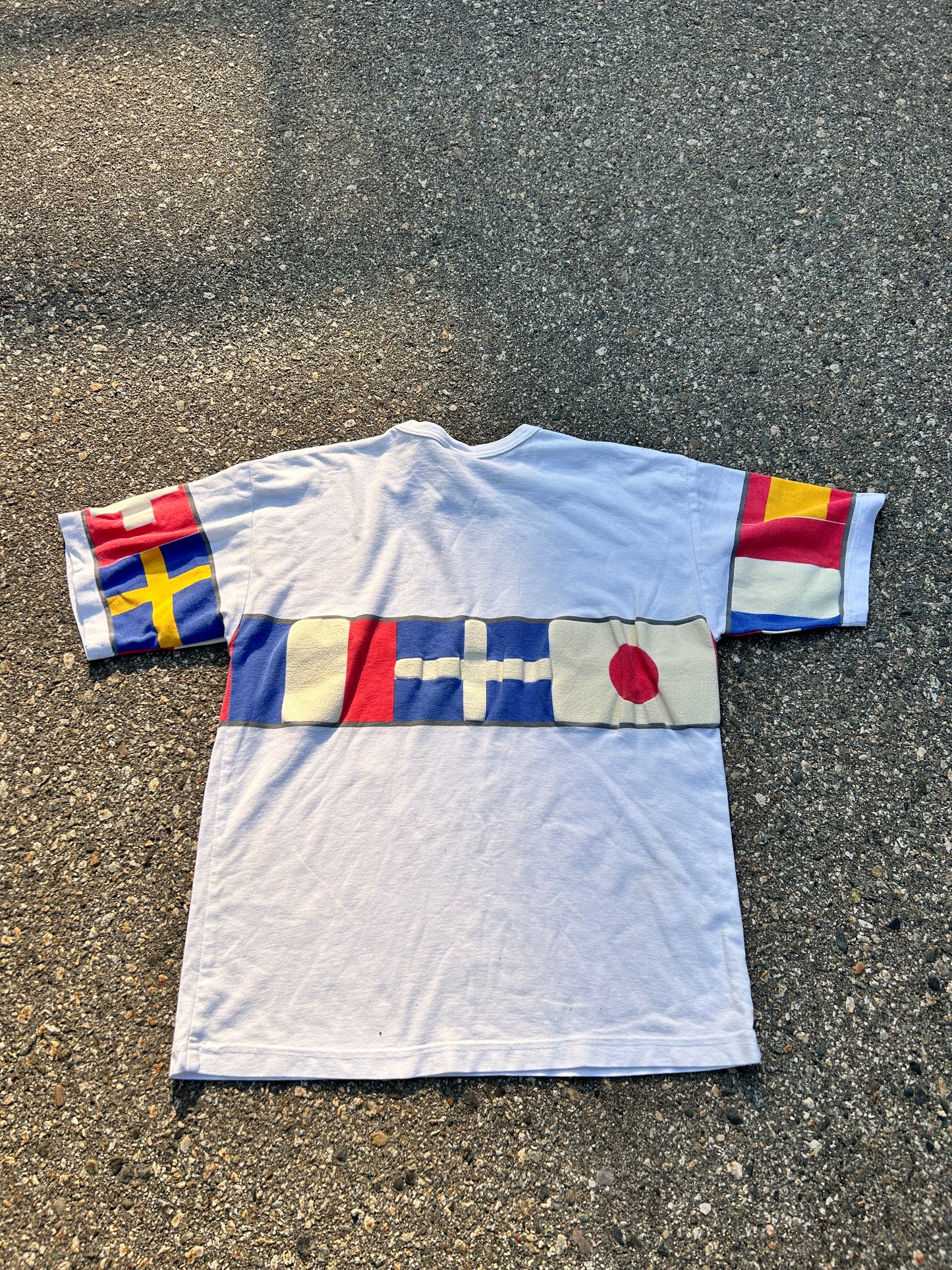 Vintage Mesh Puff-Print Flags Tee (L)