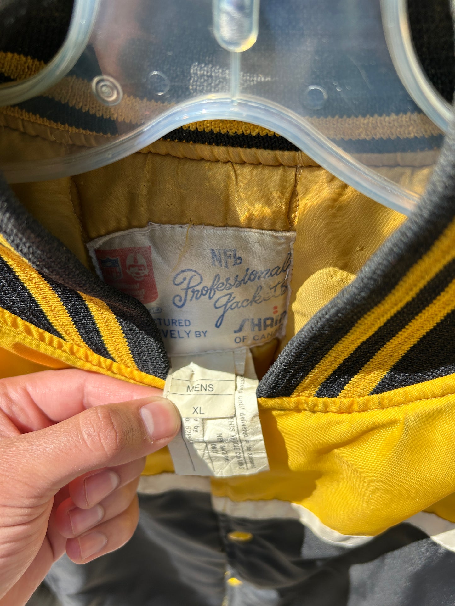 Vintage 80’s Pittsburgh Steelers NFL Bomber Jacket (L)